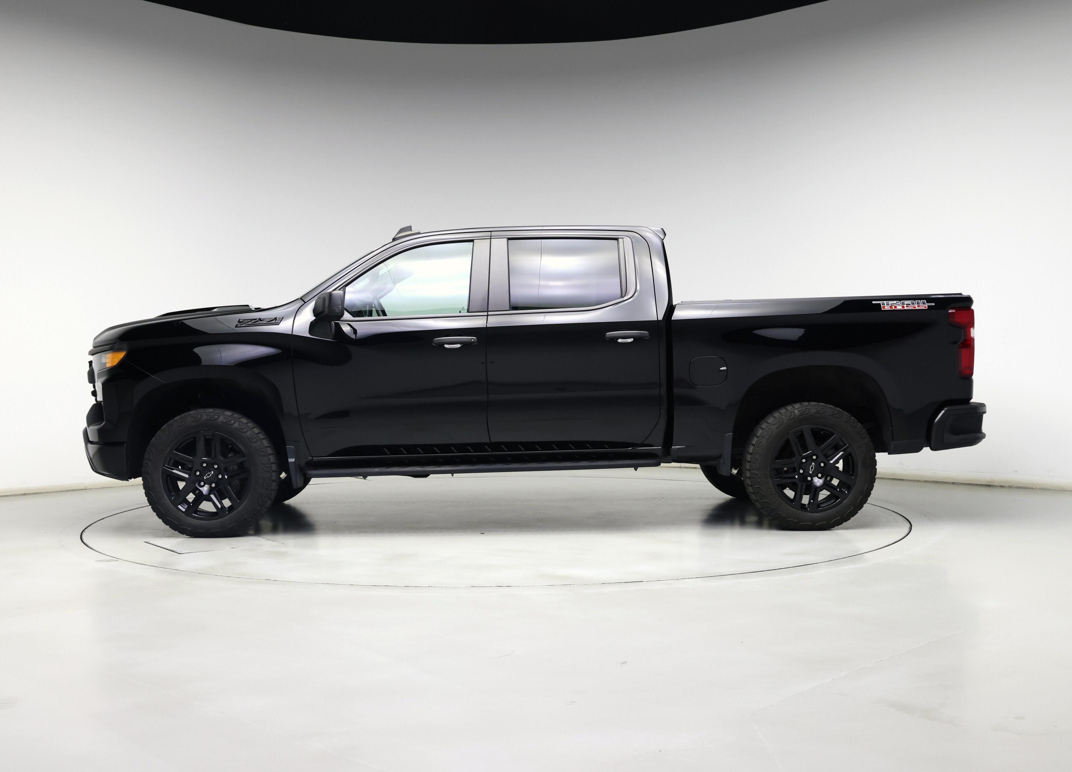 Thumbnail: 2023 Chevrolet Silverado 1500 - 3