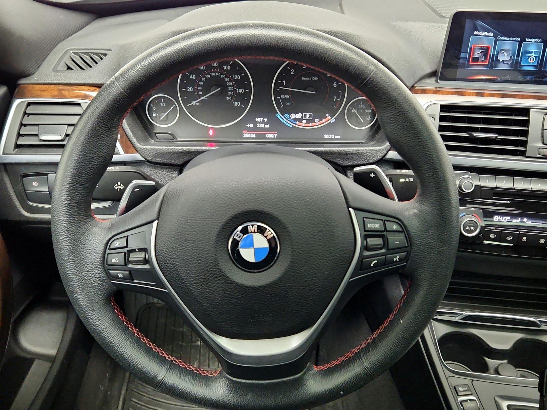 Thumbnail: 2017 BMW 3 Series - 10