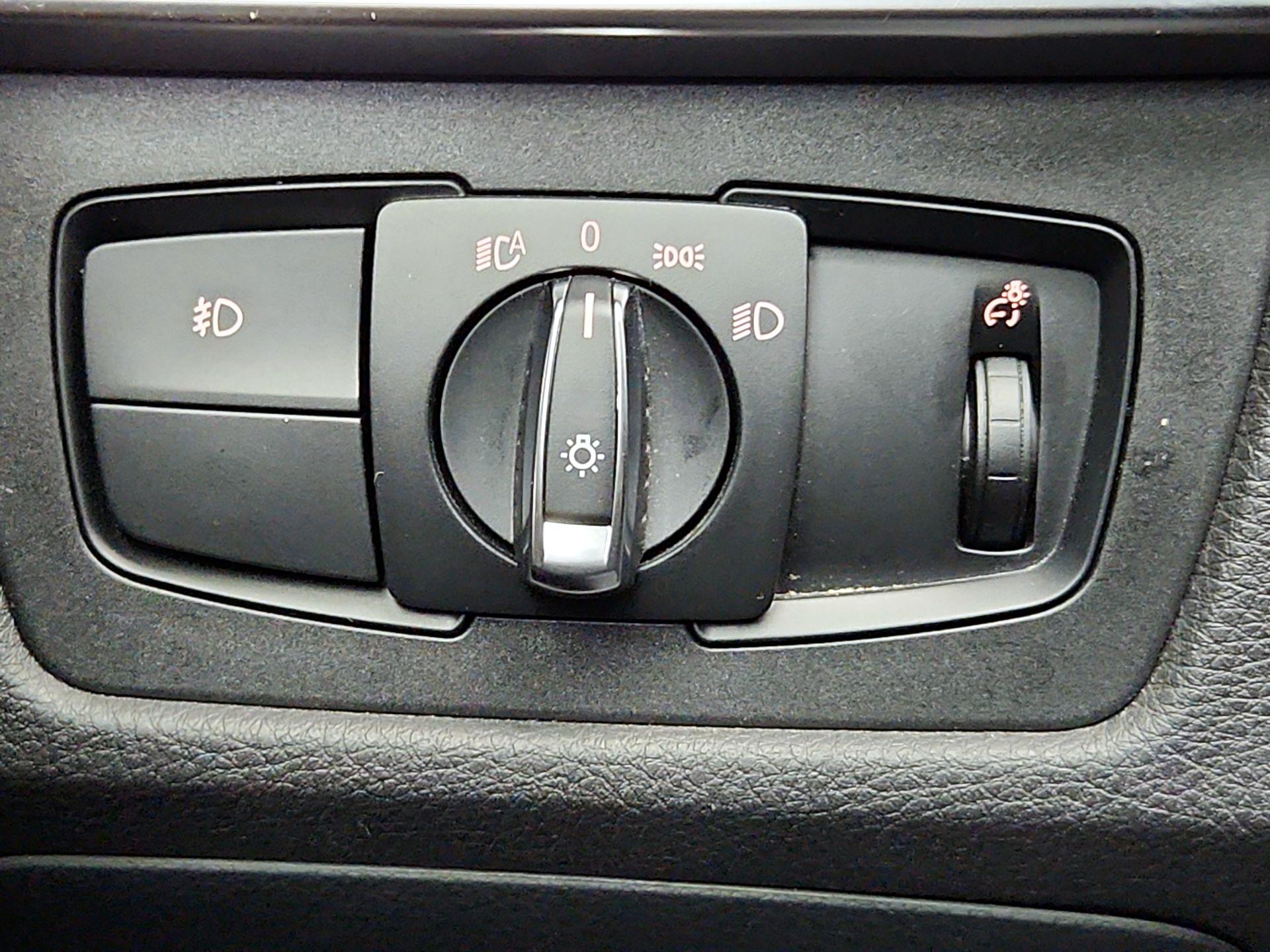 Thumbnail: 2017 BMW 3 Series - 13