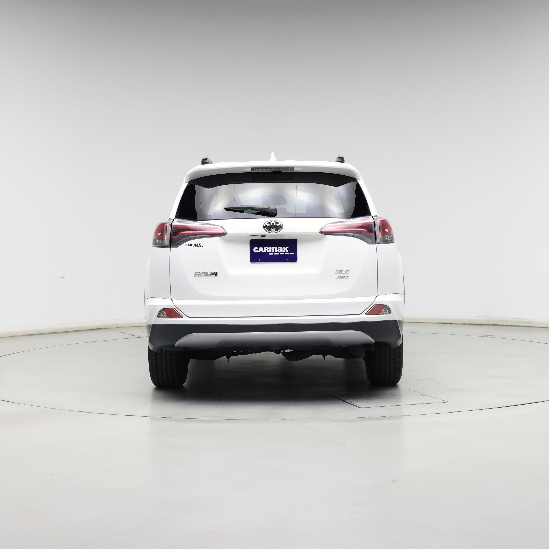 Thumbnail: 2017 Toyota RAV4 - 6