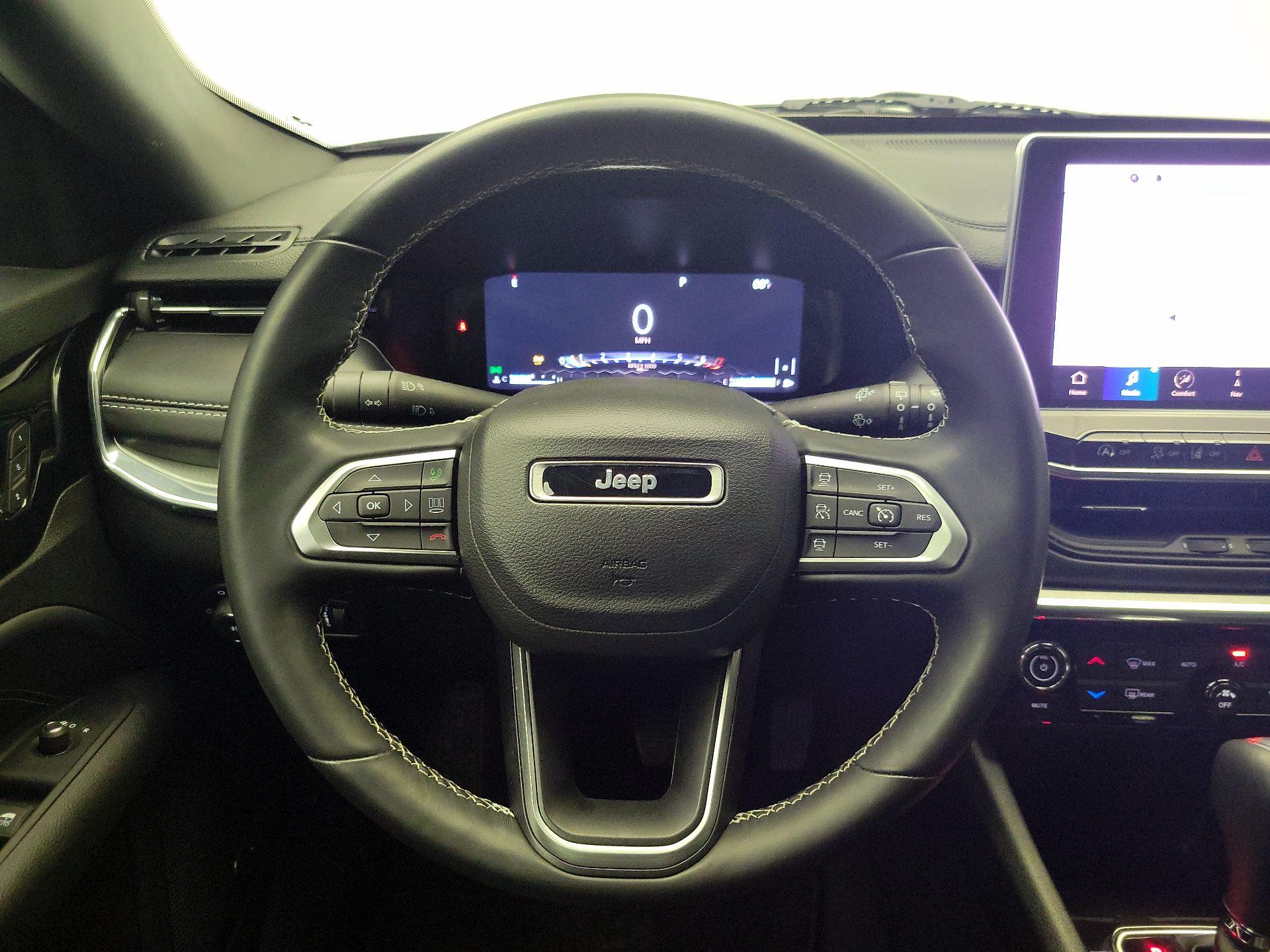 Thumbnail: 2022 Jeep Compass - 10