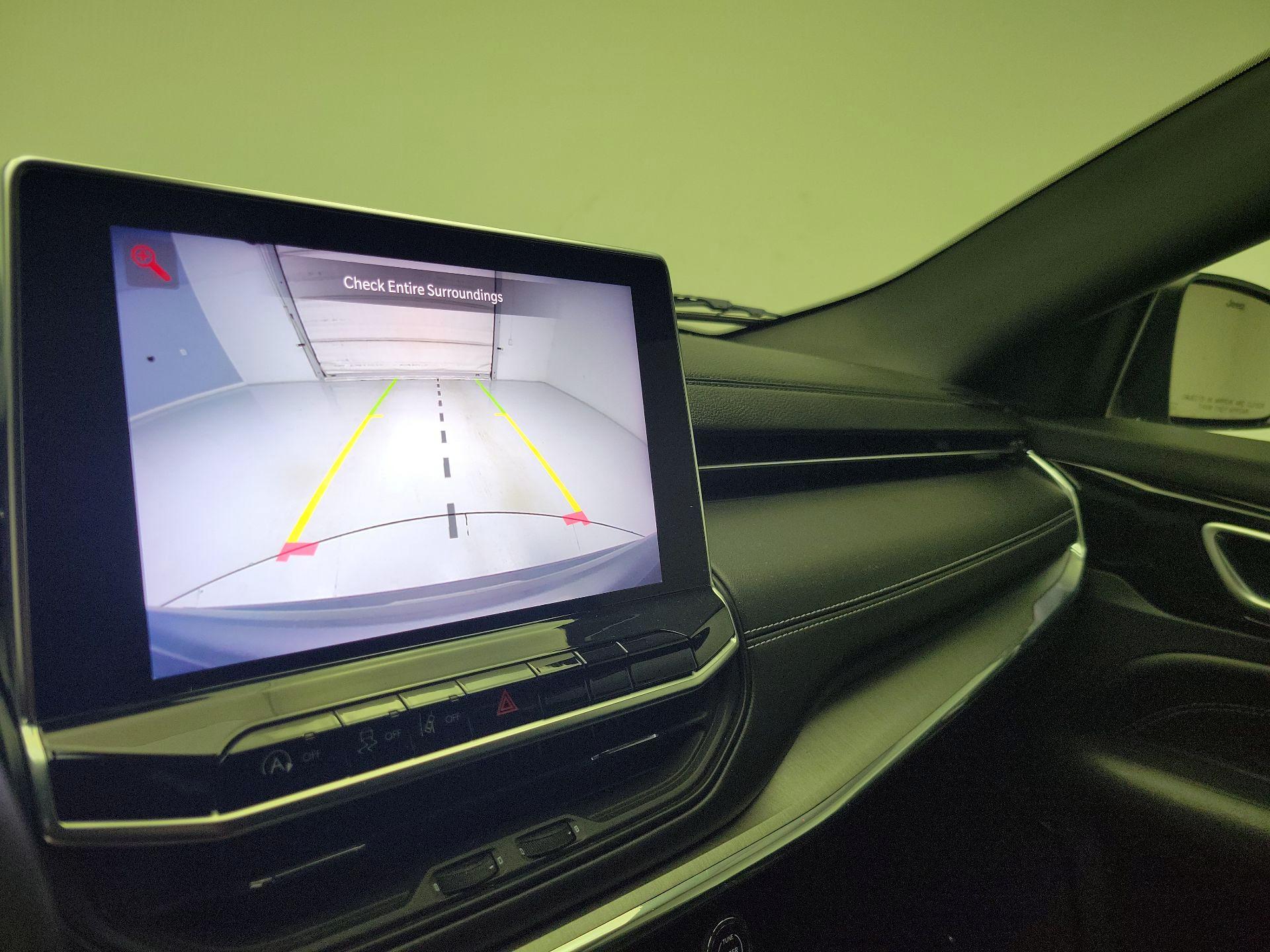 Thumbnail: 2022 Jeep Compass - 15