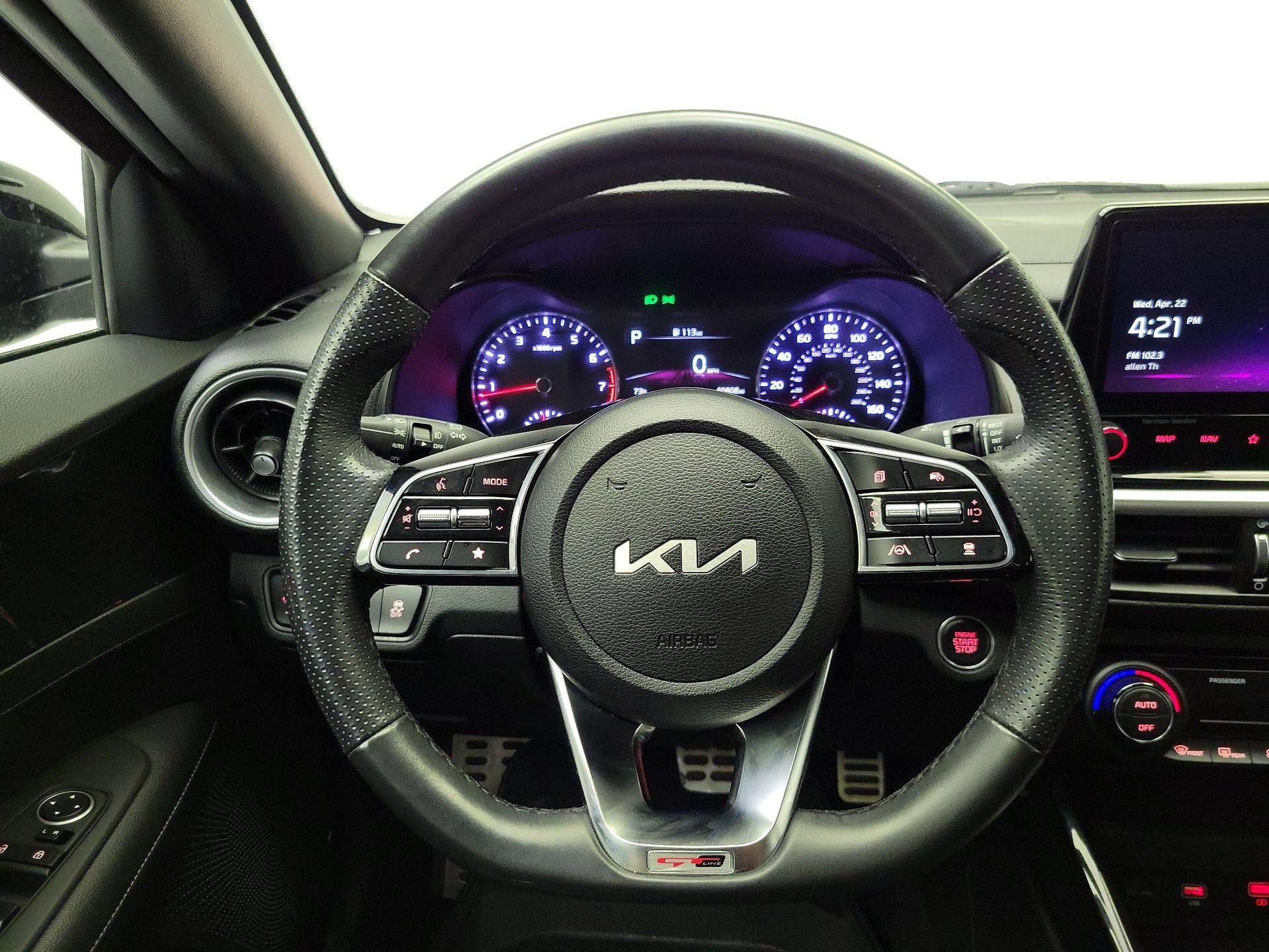 Thumbnail: 2023 Kia Forte - 10