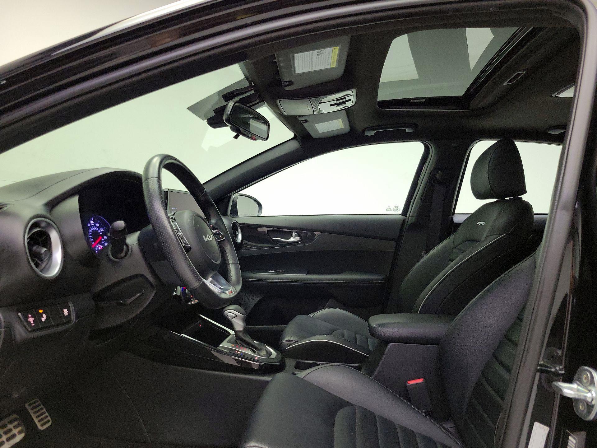 Thumbnail: 2023 Kia Forte - 20