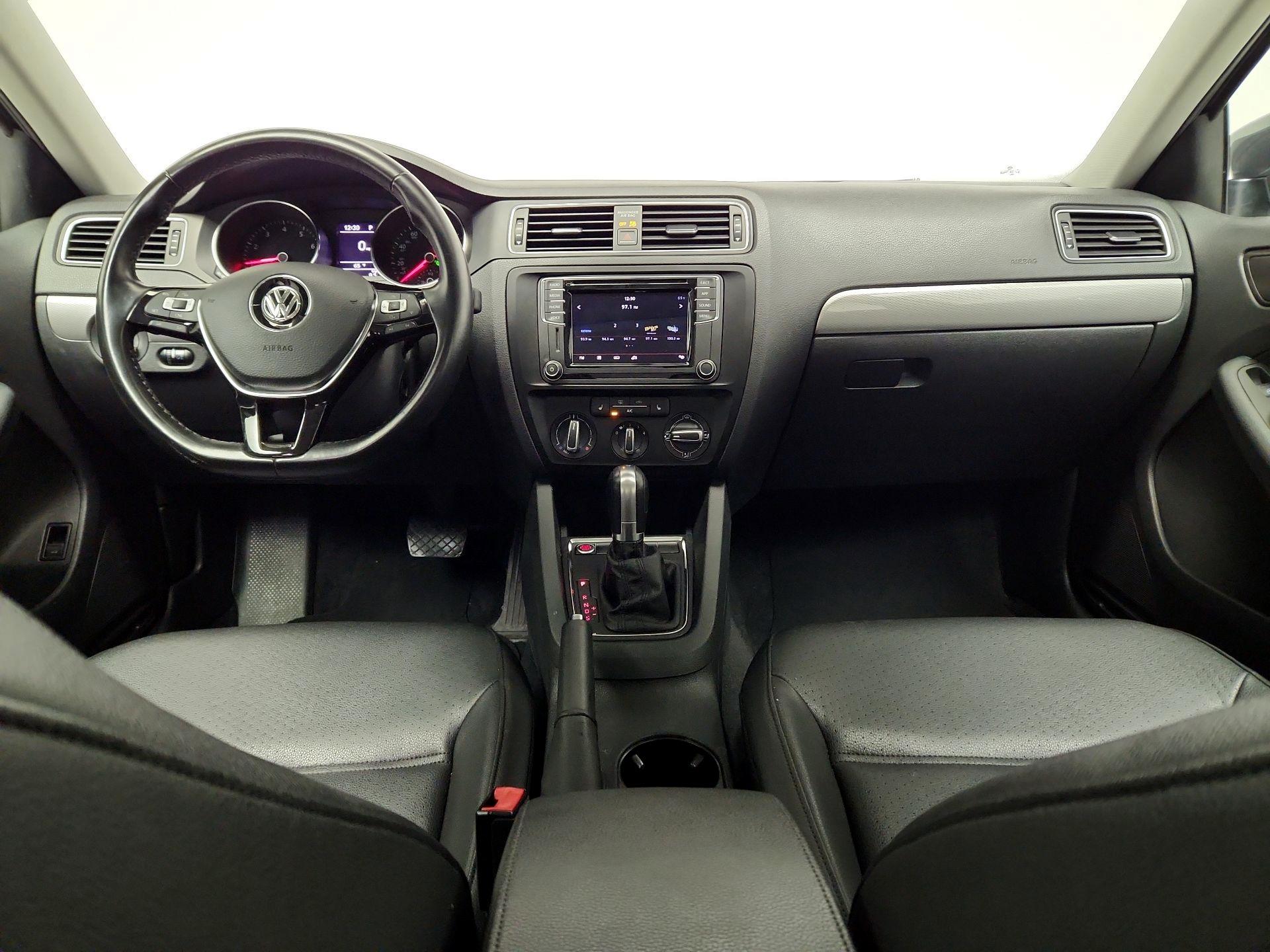 Thumbnail: 2018 Volkswagen Jetta - 9