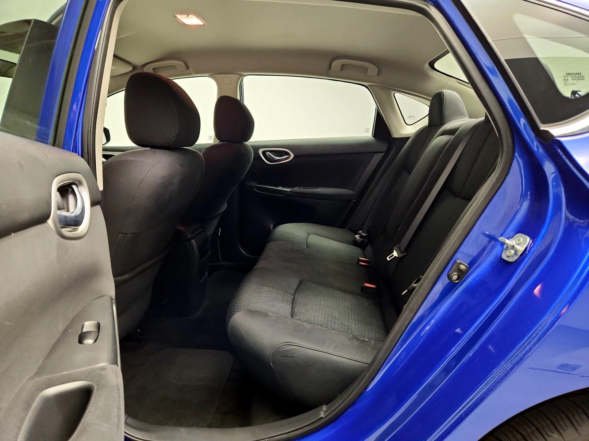 Thumbnail: 2015 Nissan Sentra - 19