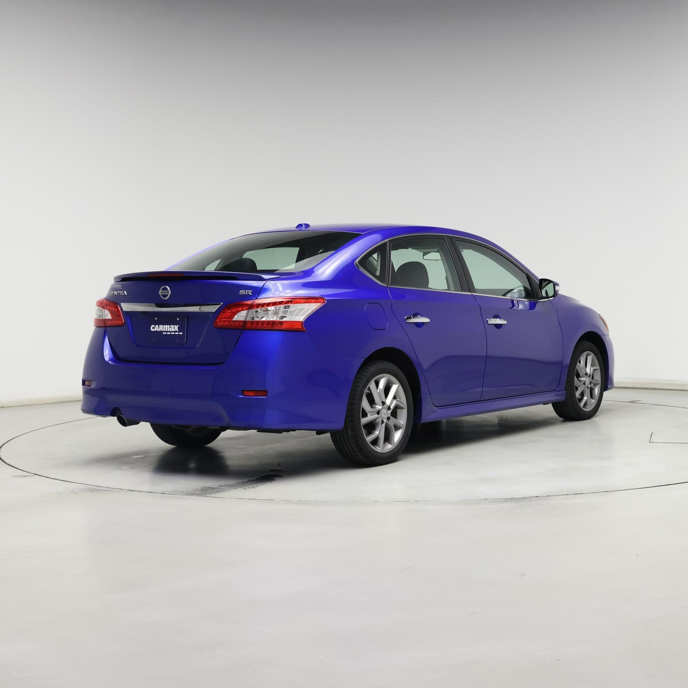 Thumbnail: 2015 Nissan Sentra - 8