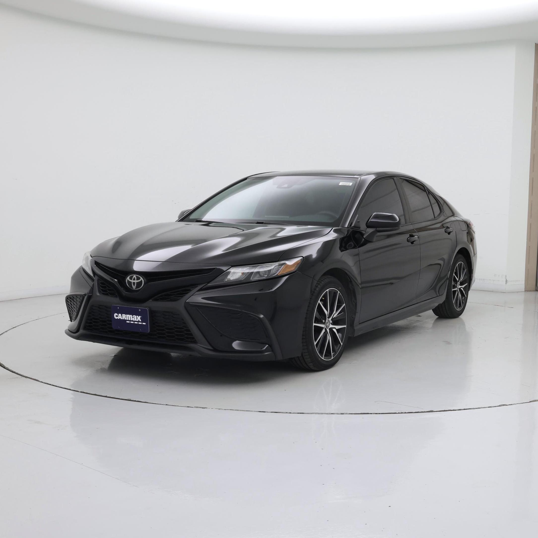 Thumbnail: 2021 Toyota Camry - 4