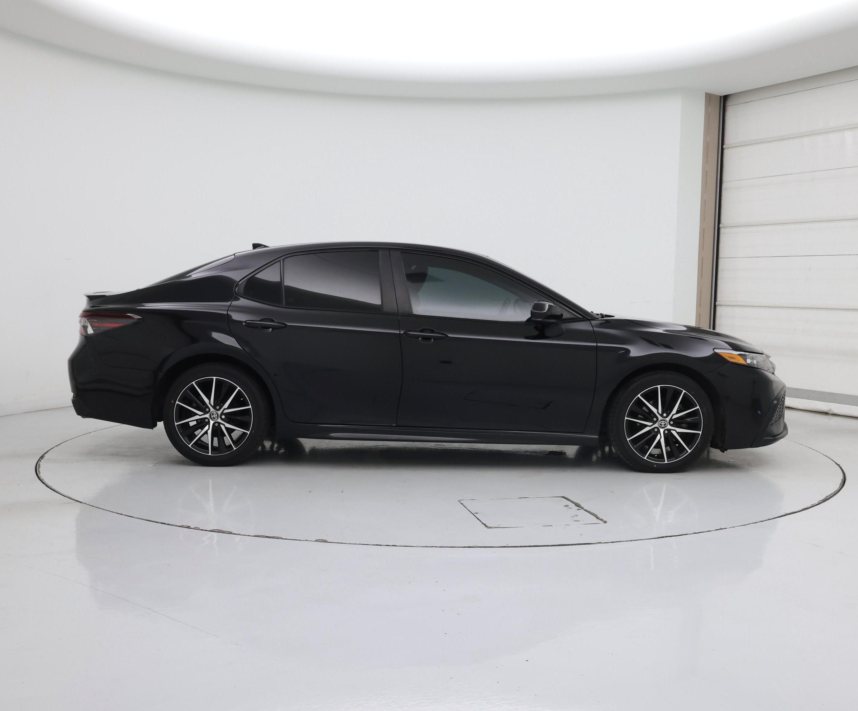 Thumbnail: 2021 Toyota Camry - 7