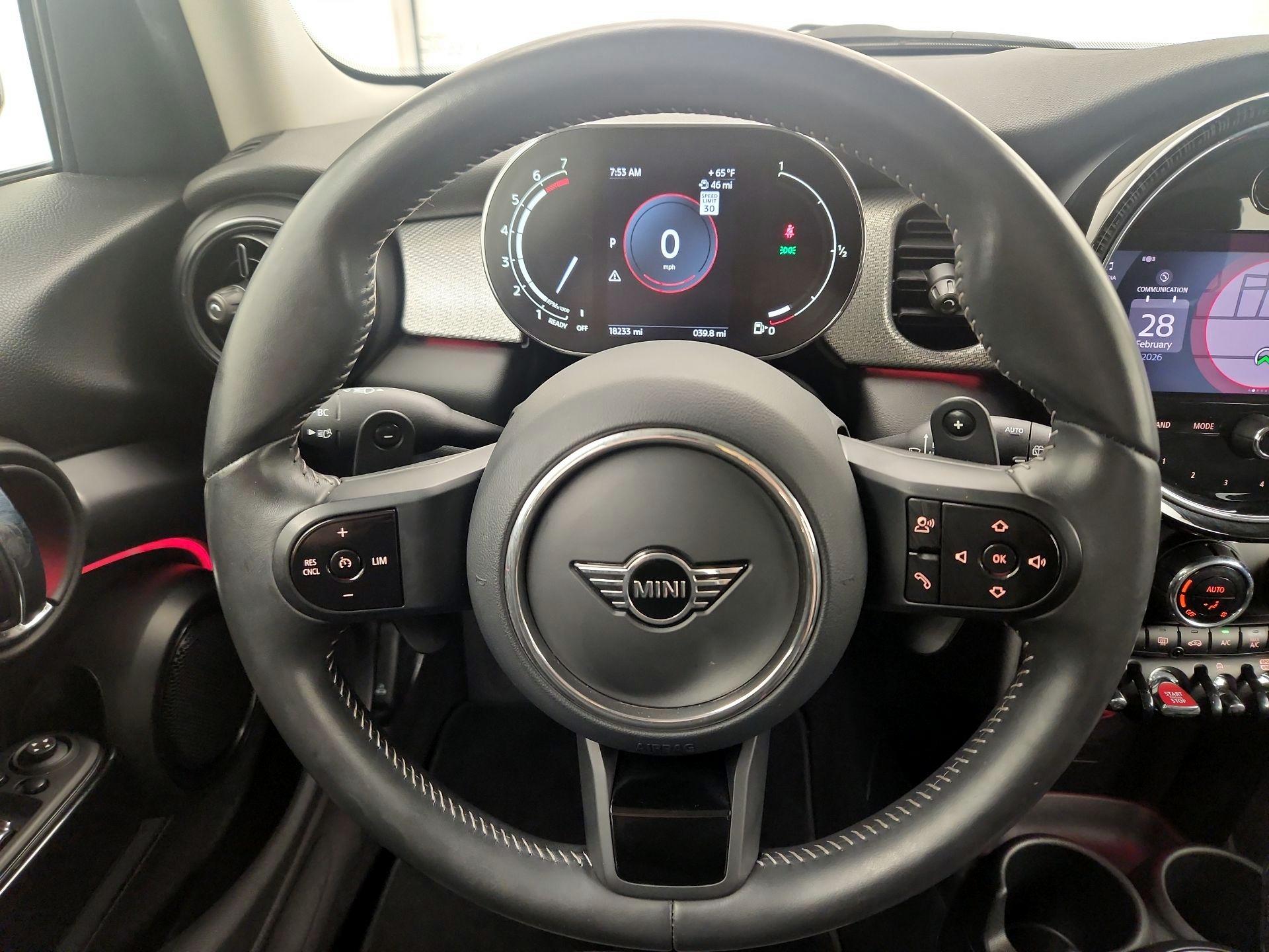 Thumbnail: 2024 MINI Cooper Hardtop - 10