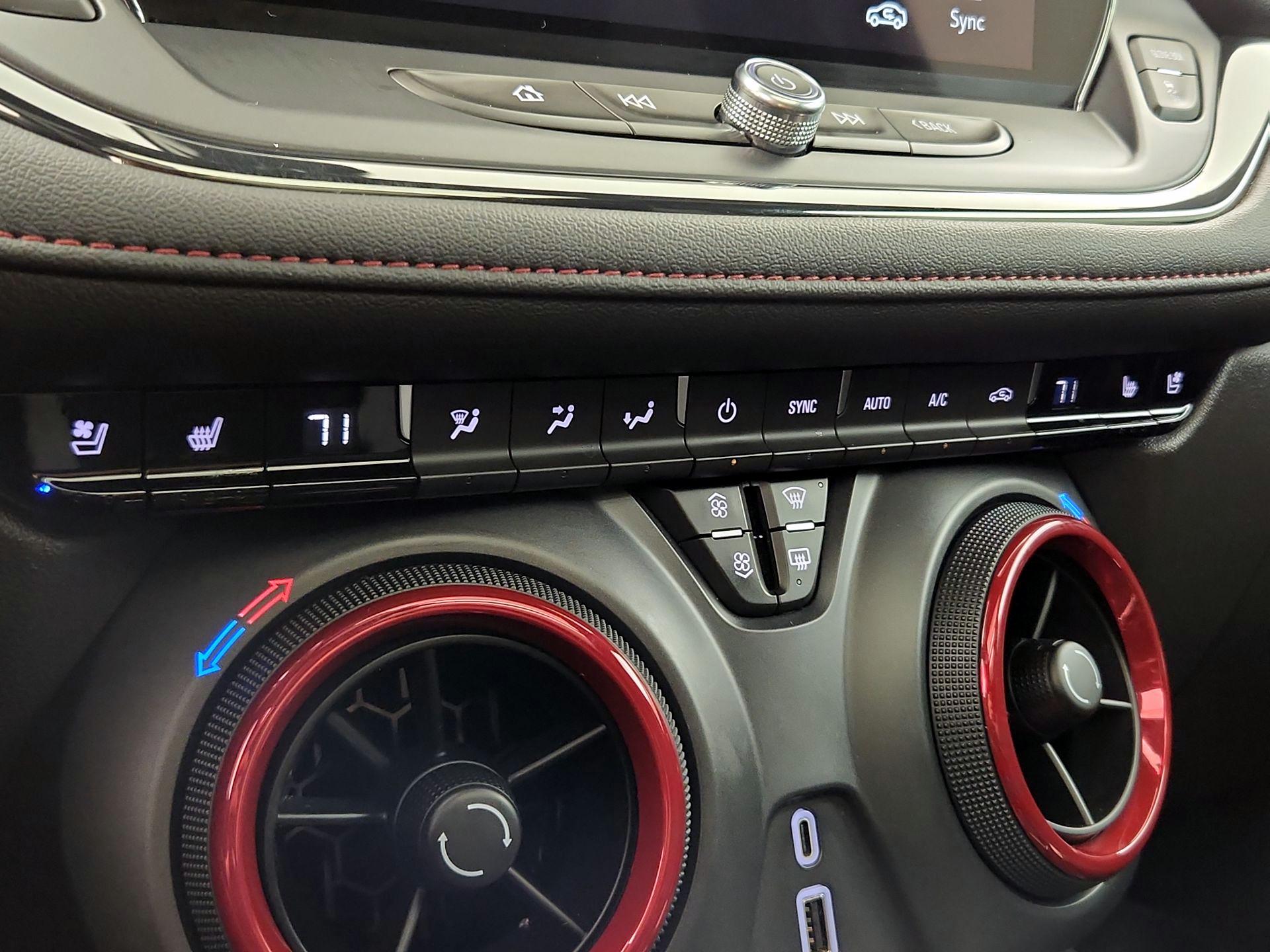 Thumbnail: 2024 Chevrolet Blazer - 17