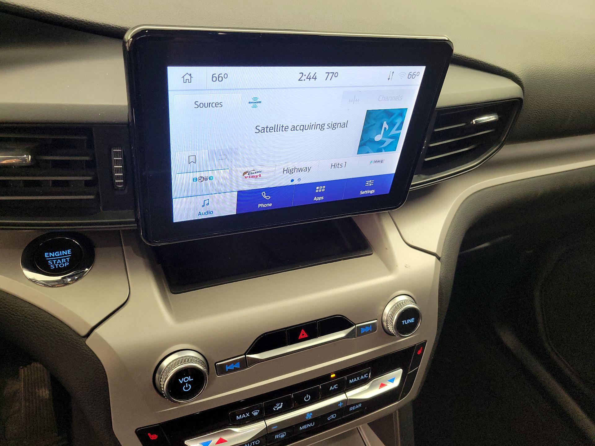 Thumbnail: 2022 Ford Explorer - 15