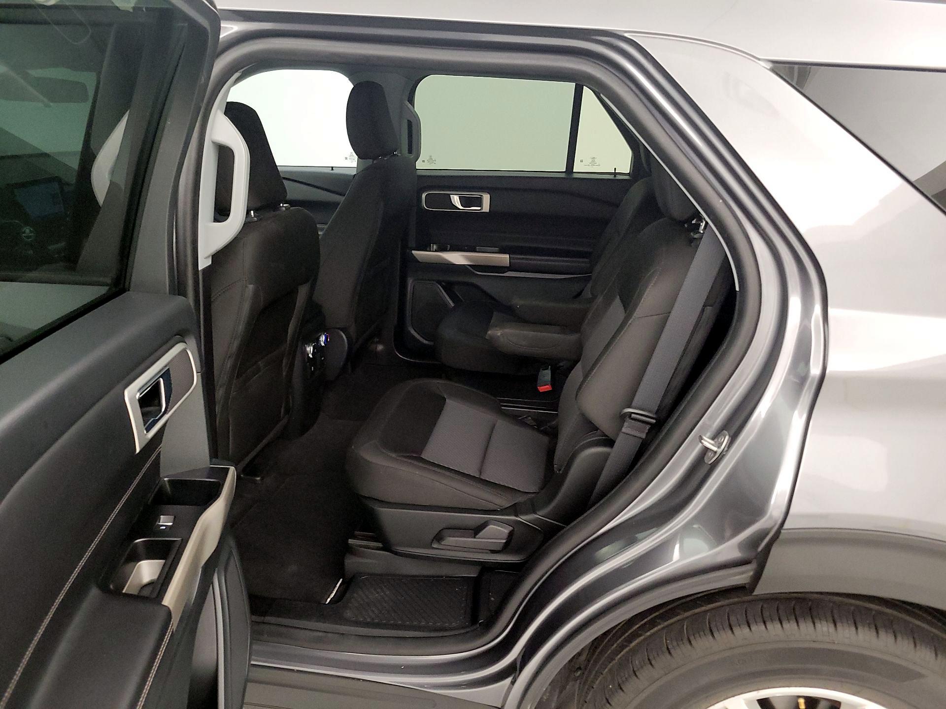 Thumbnail: 2022 Ford Explorer - 19