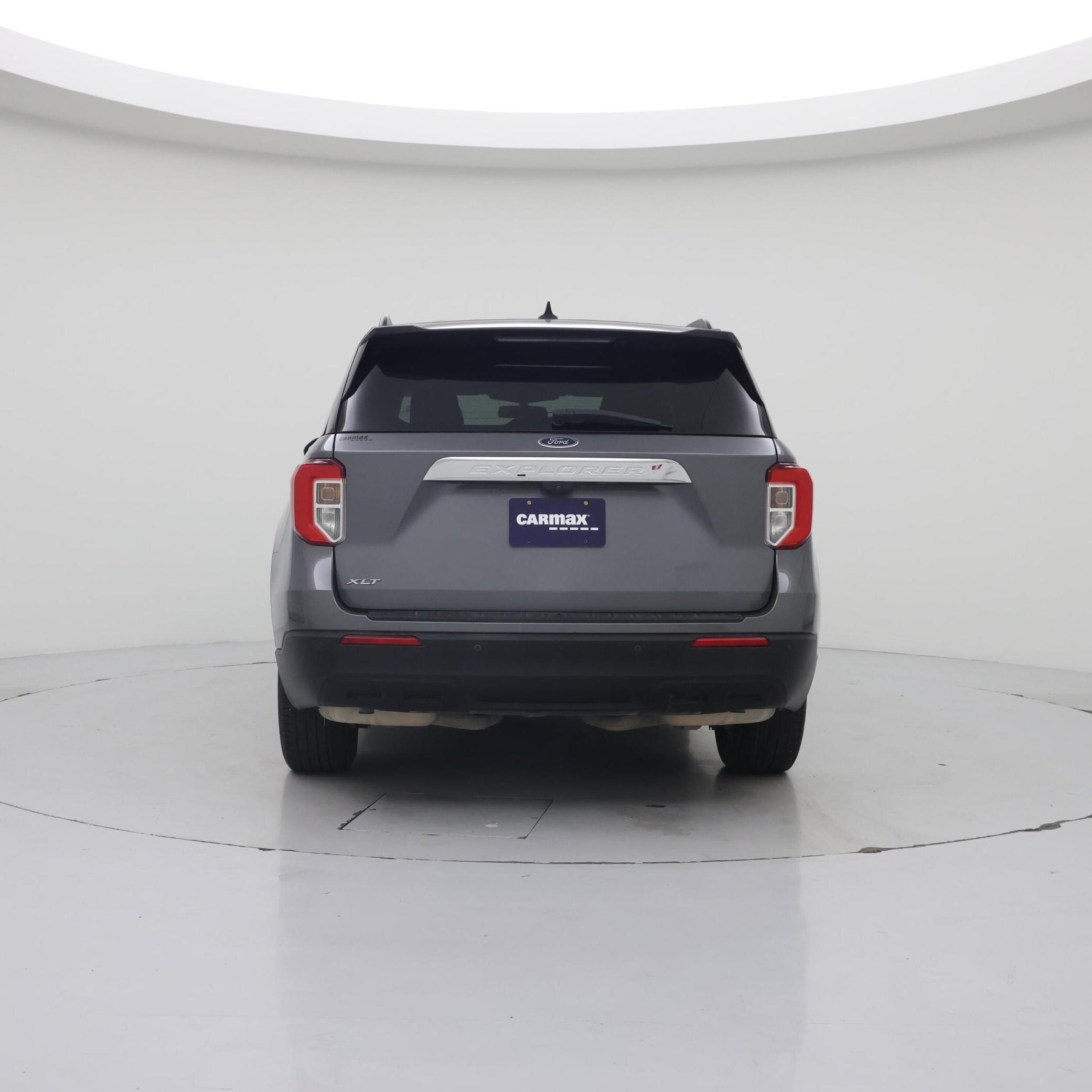 Thumbnail: 2022 Ford Explorer - 6