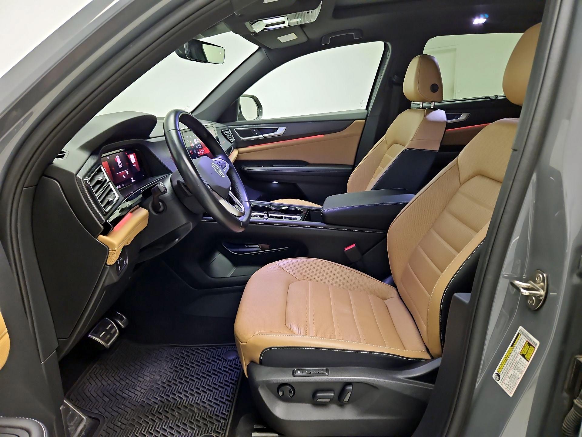 Thumbnail: 2024 Volkswagen Atlas - 11