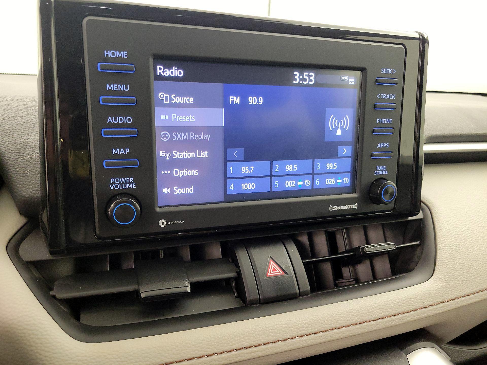 Thumbnail: 2022 Toyota RAV4 - 15