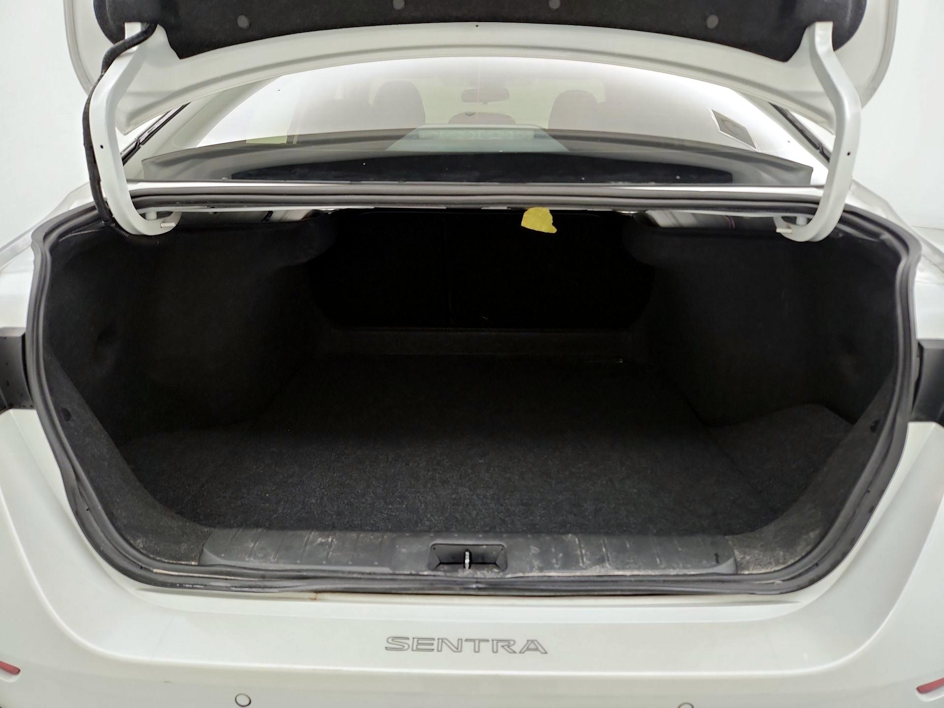 Thumbnail: 2024 Nissan Sentra - 20