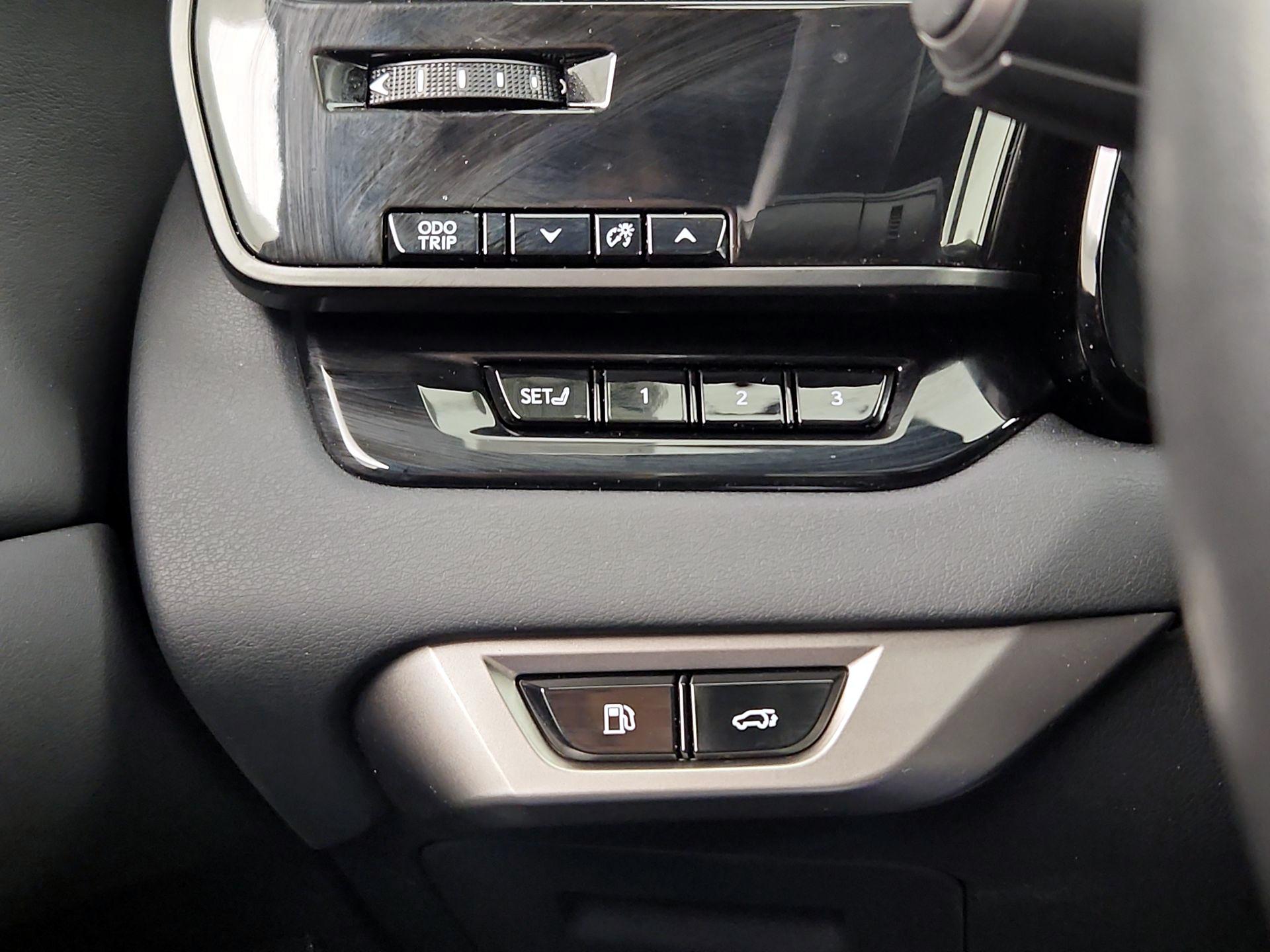 Thumbnail: 2023 Lexus RX - 13