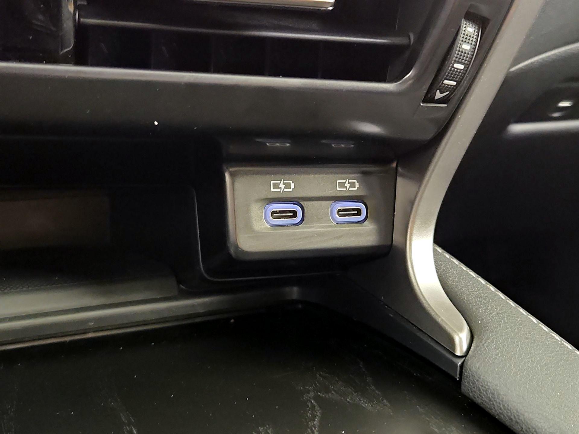 Thumbnail: 2023 Lexus RX - 19