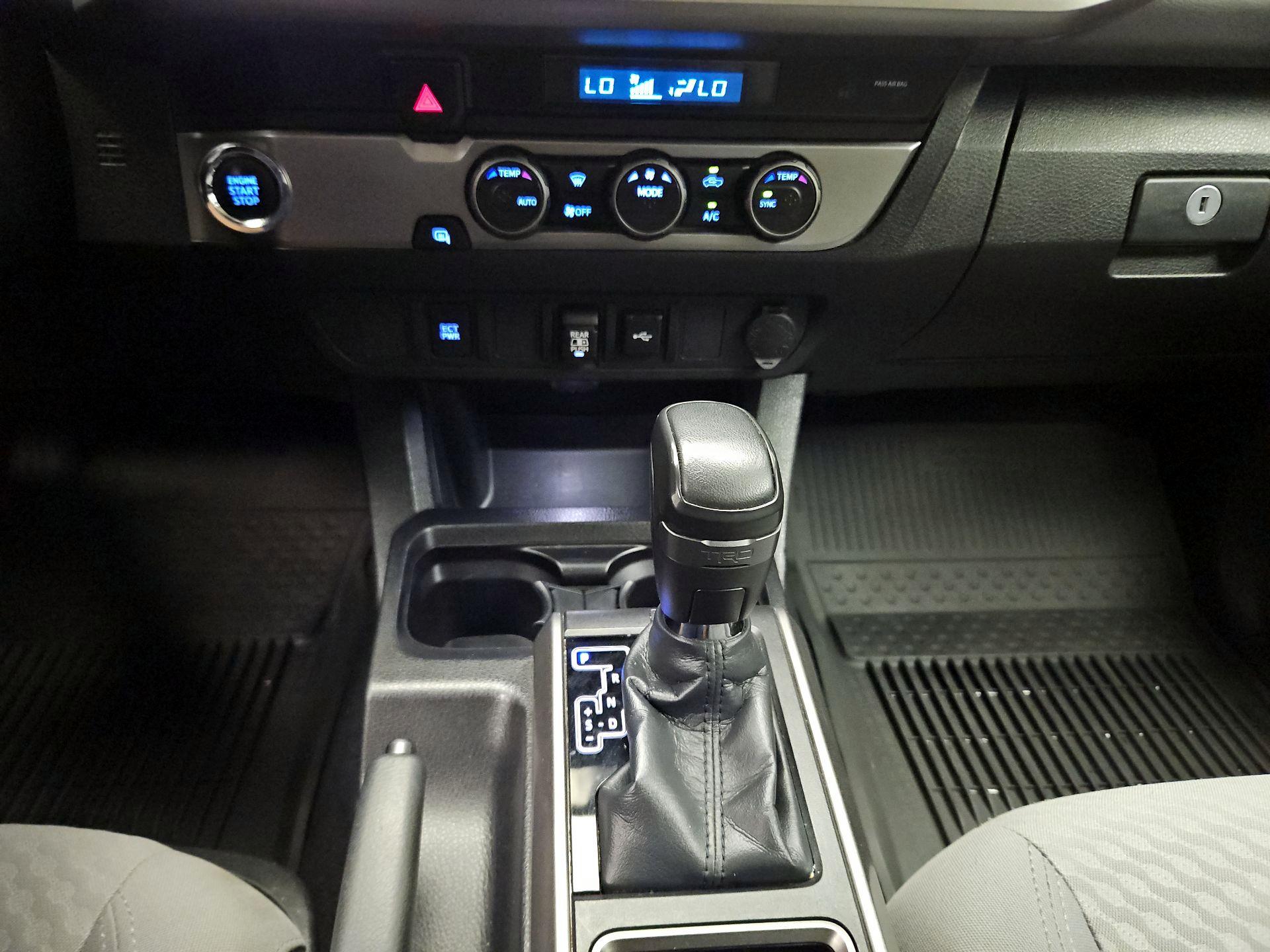 Thumbnail: 2023 Toyota Tacoma - 16