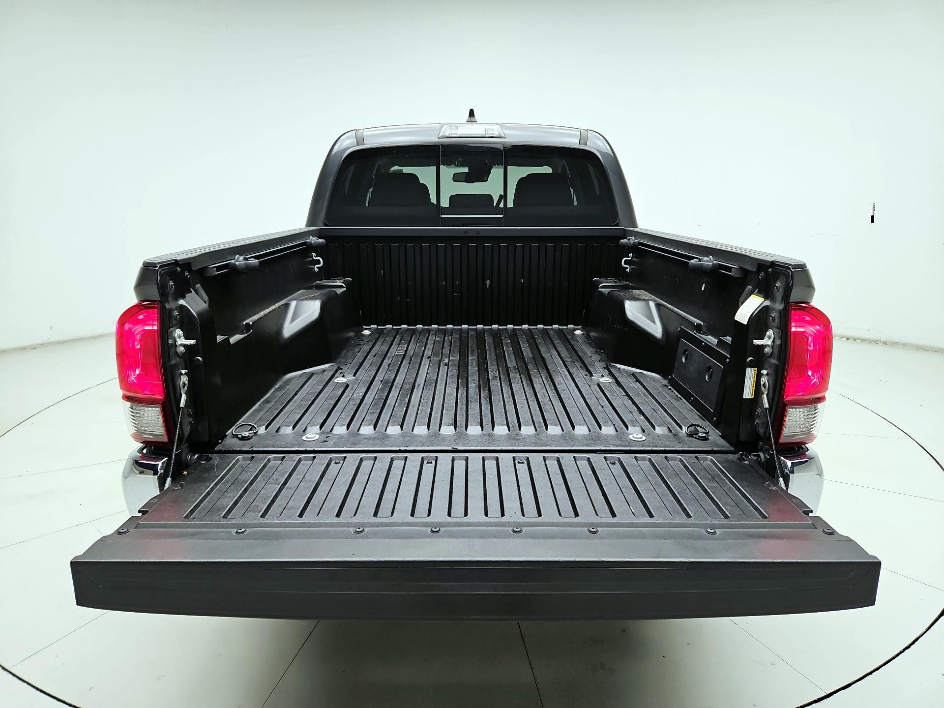 Thumbnail: 2023 Toyota Tacoma - 18