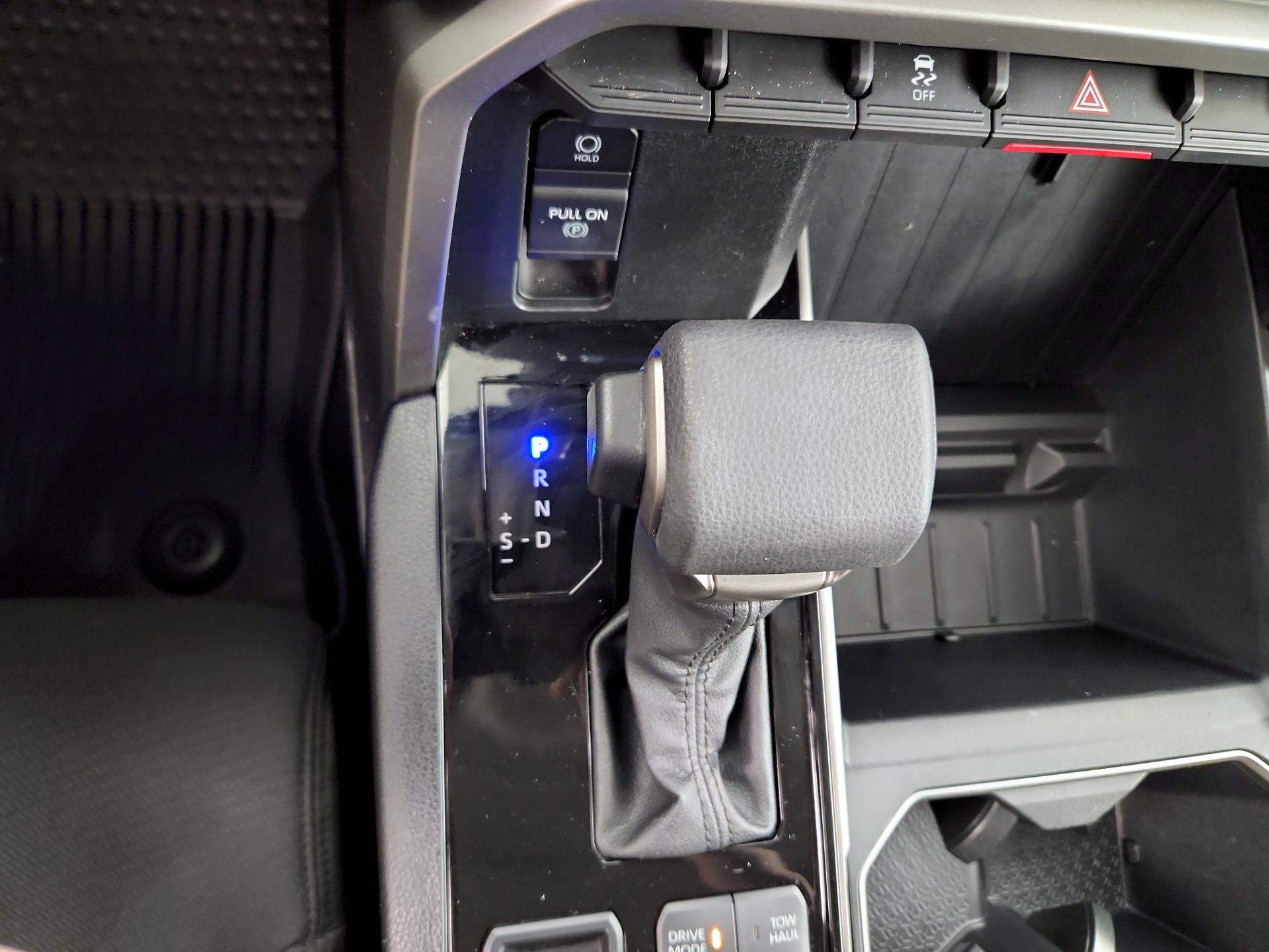 Thumbnail: 2023 Toyota Tundra - 17