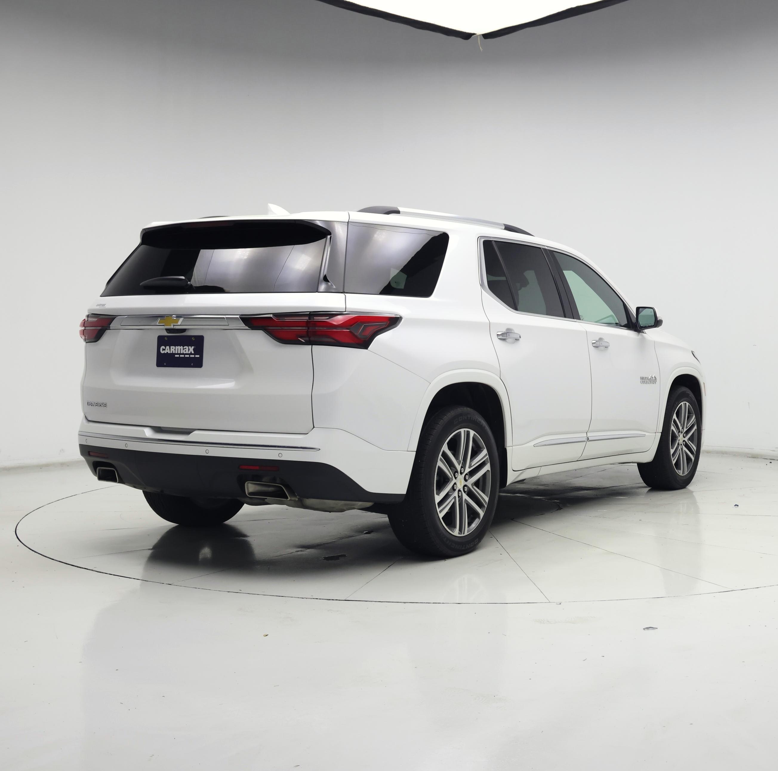 Thumbnail: 2023 Chevrolet Traverse - 8