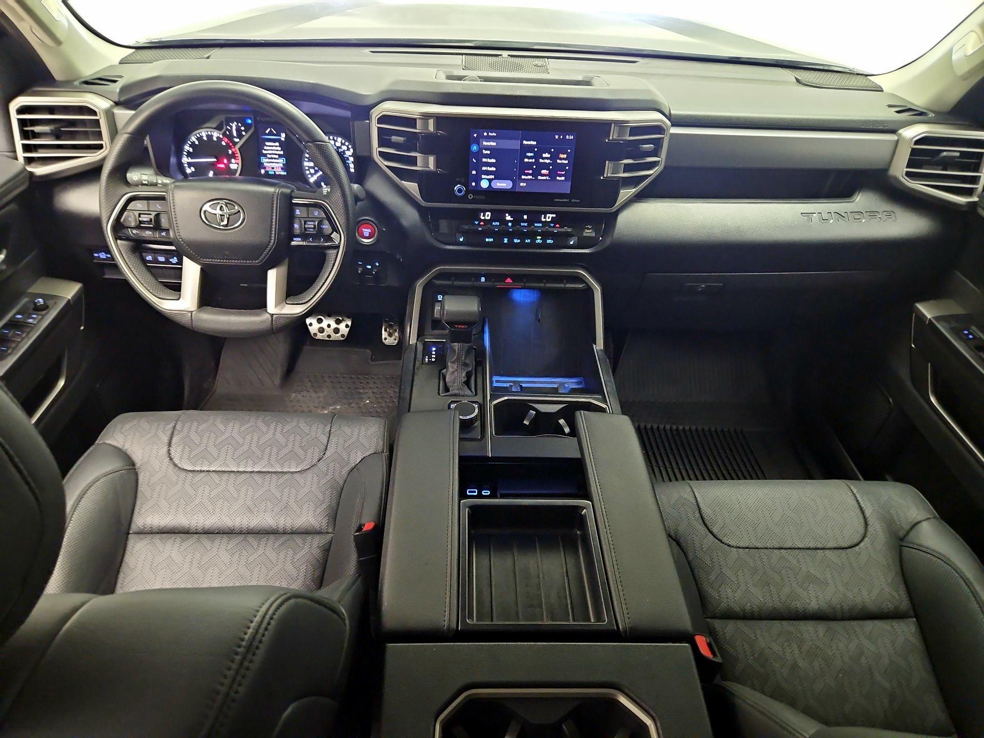 Thumbnail: 2024 Toyota Tundra - 9