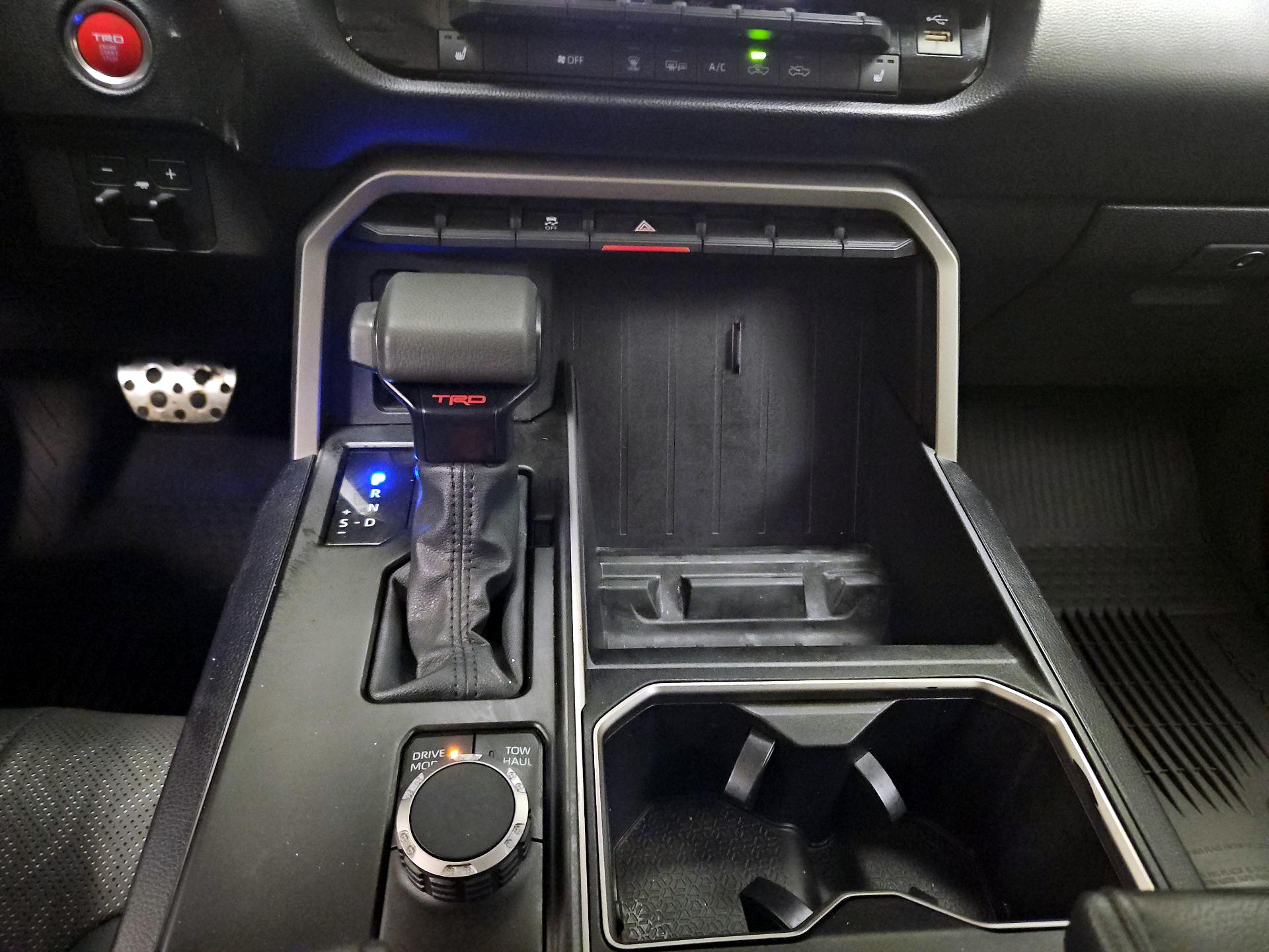 Thumbnail: 2024 Toyota Tundra - 15