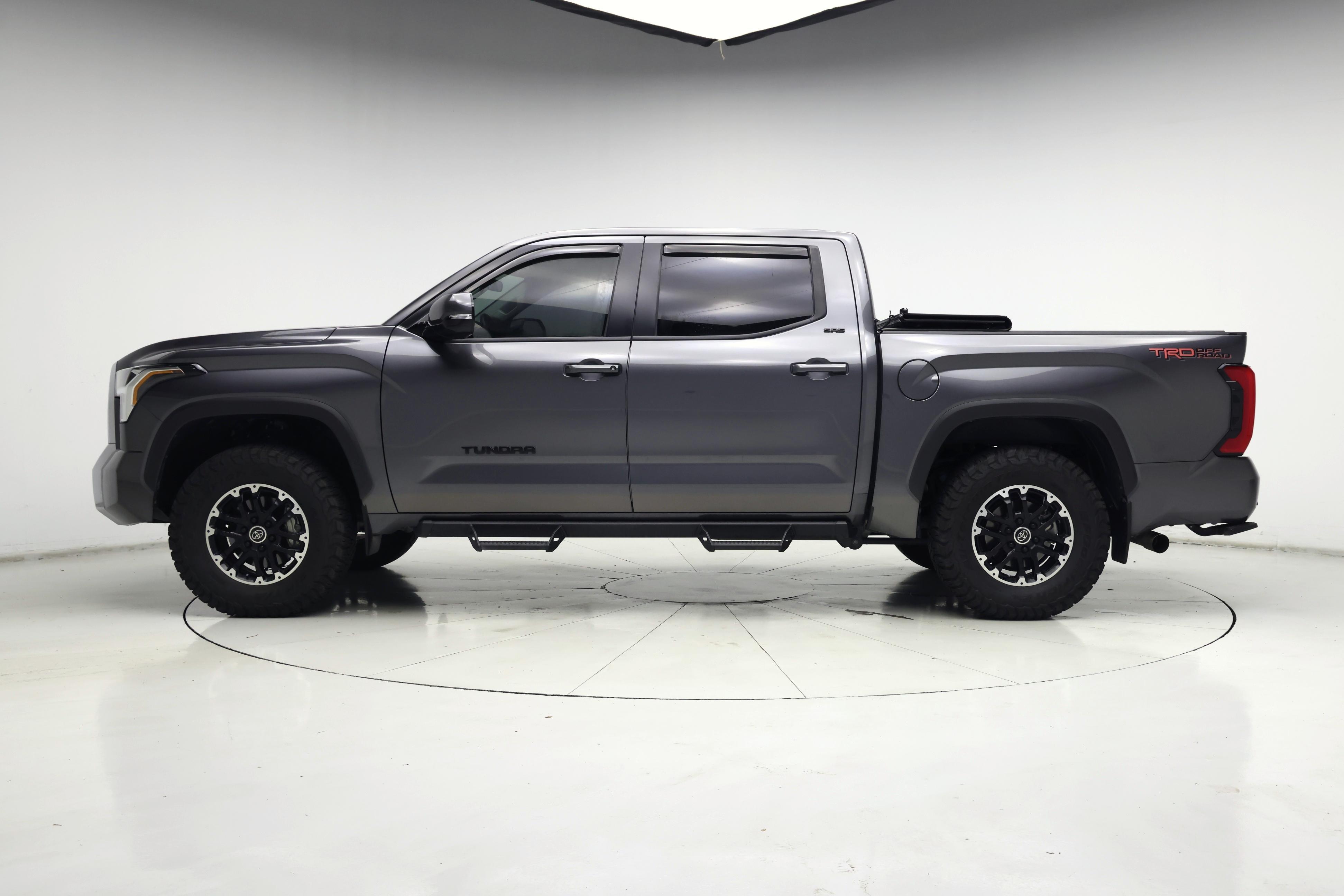Thumbnail: 2024 Toyota Tundra - 3
