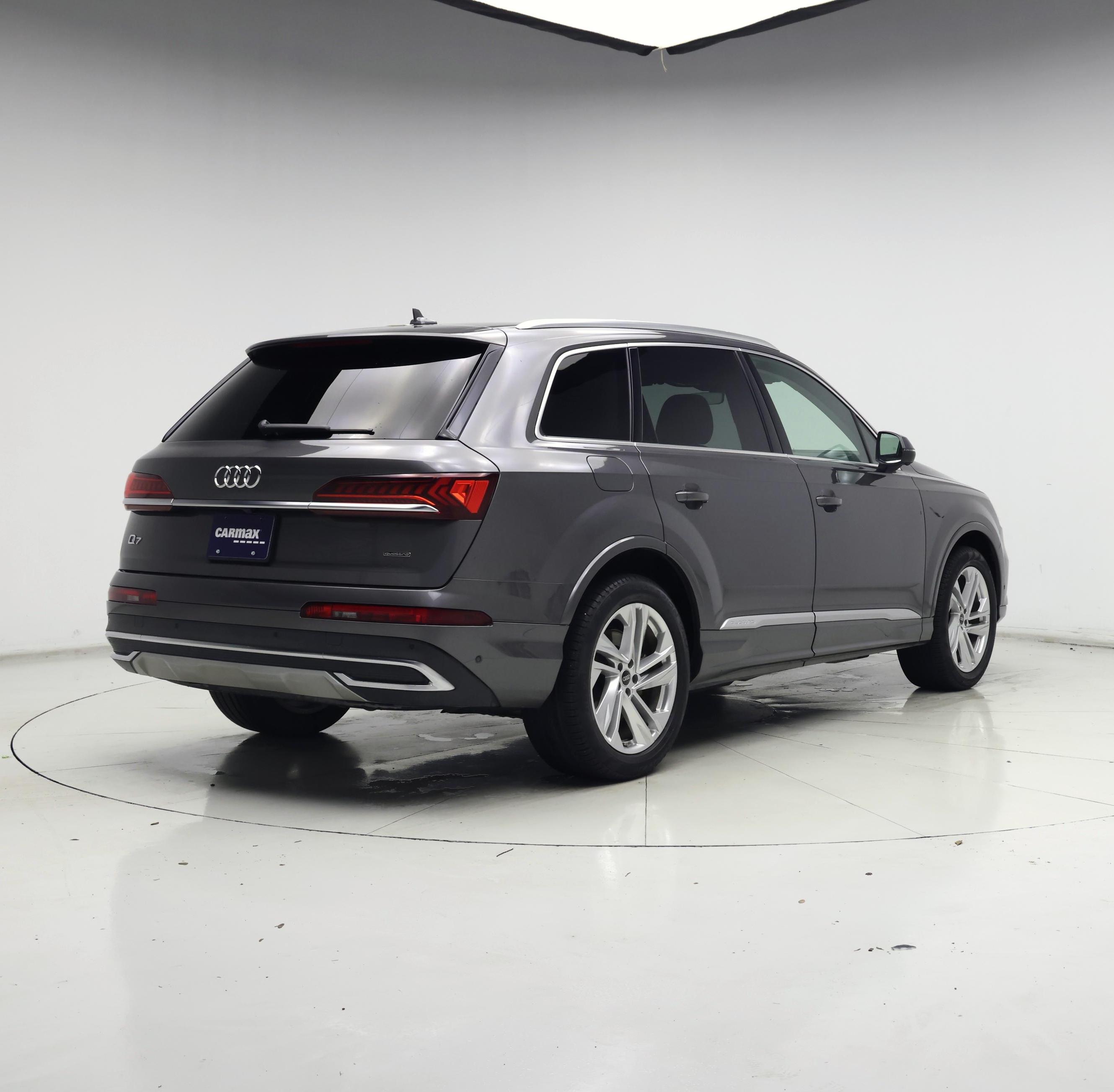 Thumbnail: 2022 Audi Q7 - 8