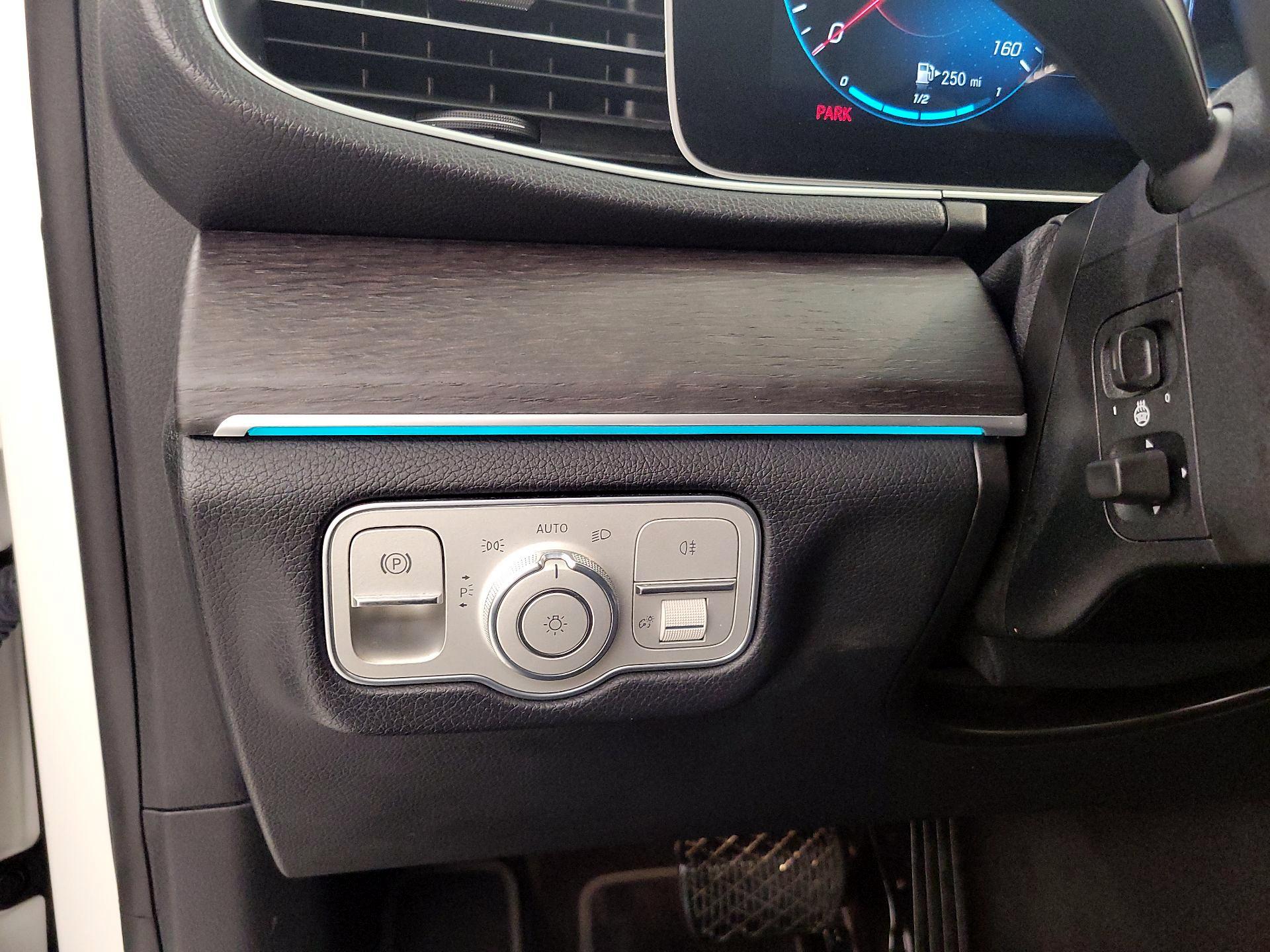 Thumbnail: 2021 Mercedes-Benz GLE - 13