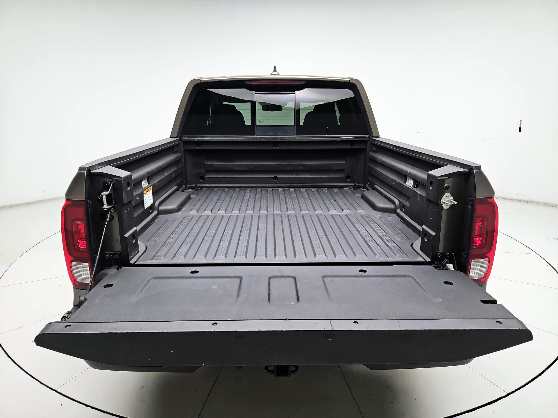 Thumbnail: 2020 Honda Ridgeline - 18