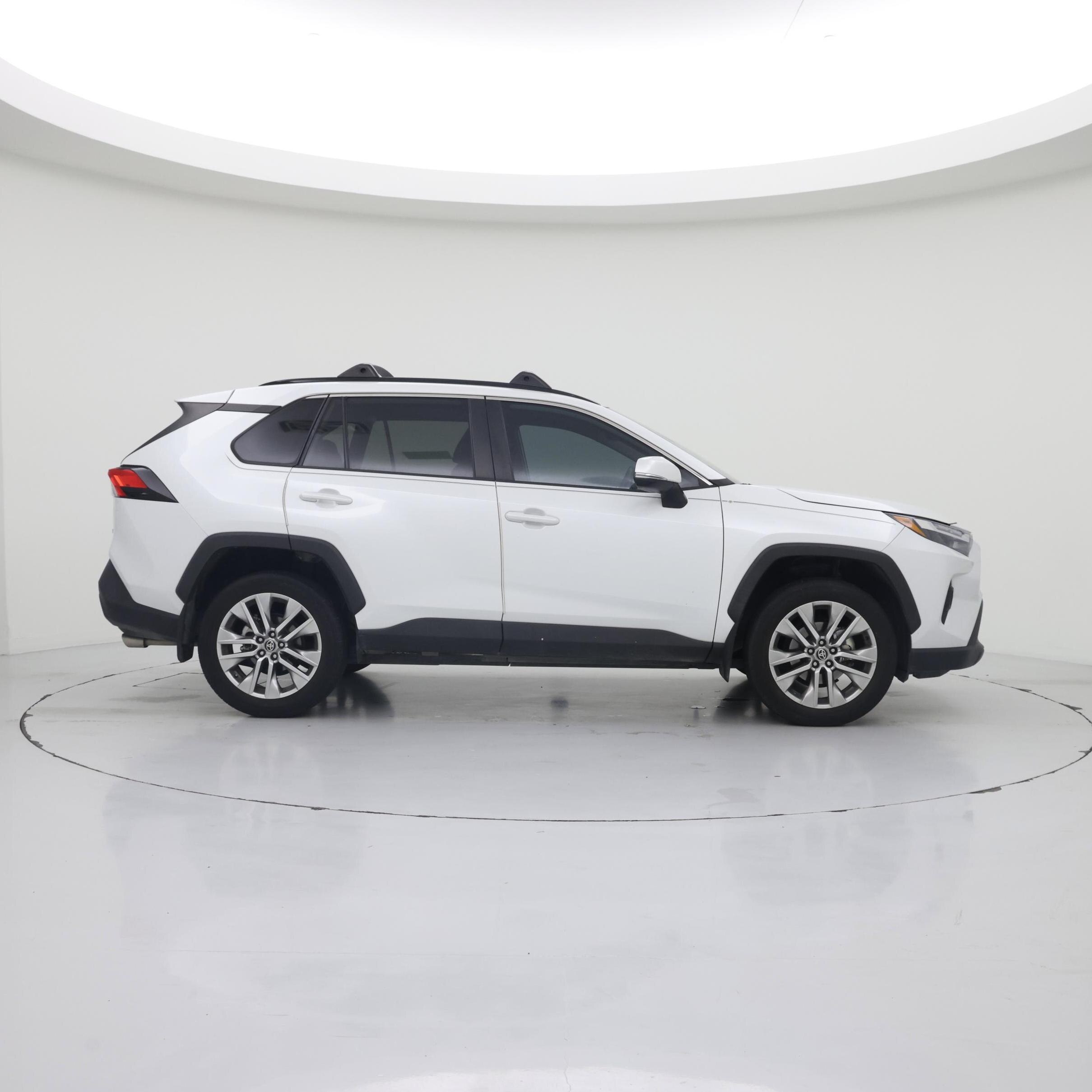 Thumbnail: 2023 Toyota RAV4 - 7