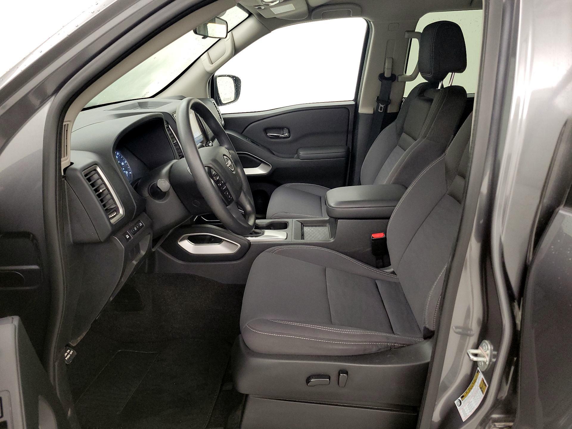 Thumbnail: 2022 Nissan Frontier - 11