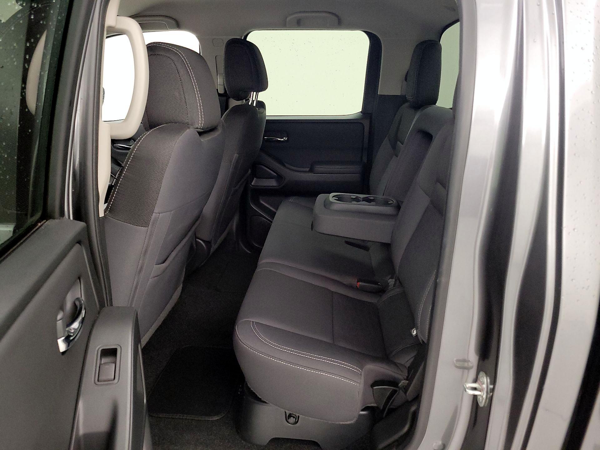 Thumbnail: 2022 Nissan Frontier - 19