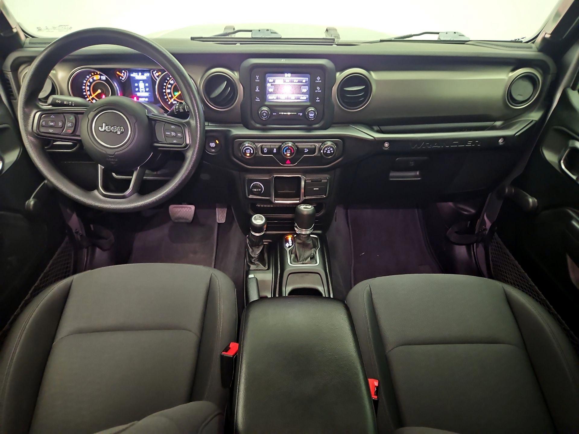 Thumbnail: 2020 Jeep Wrangler - 9