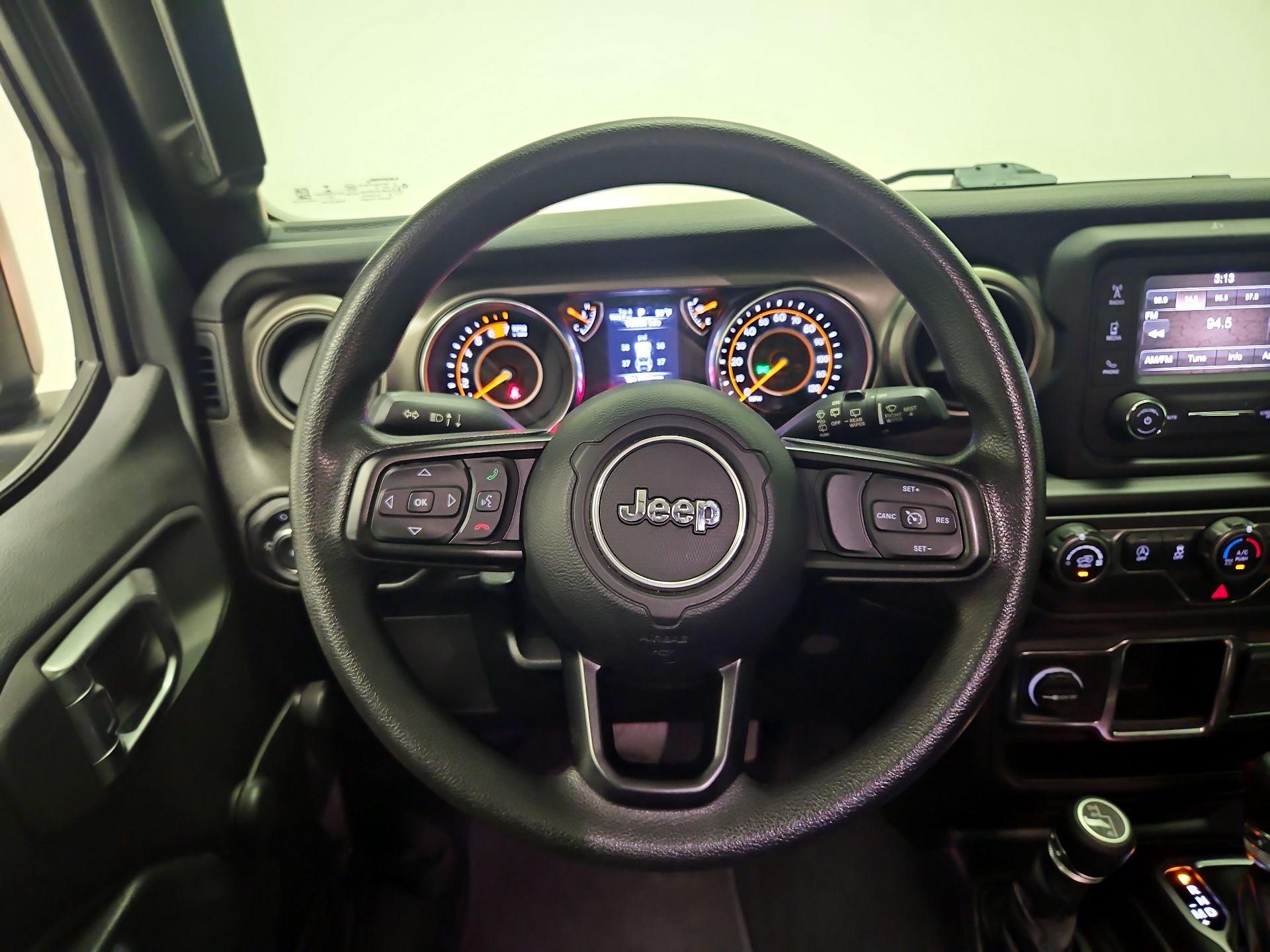 Thumbnail: 2020 Jeep Wrangler - 10