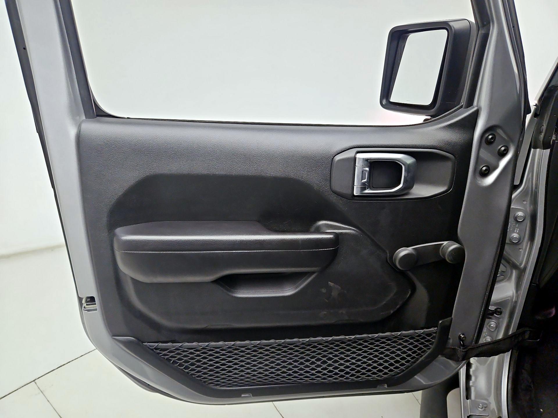 Thumbnail: 2020 Jeep Wrangler - 12