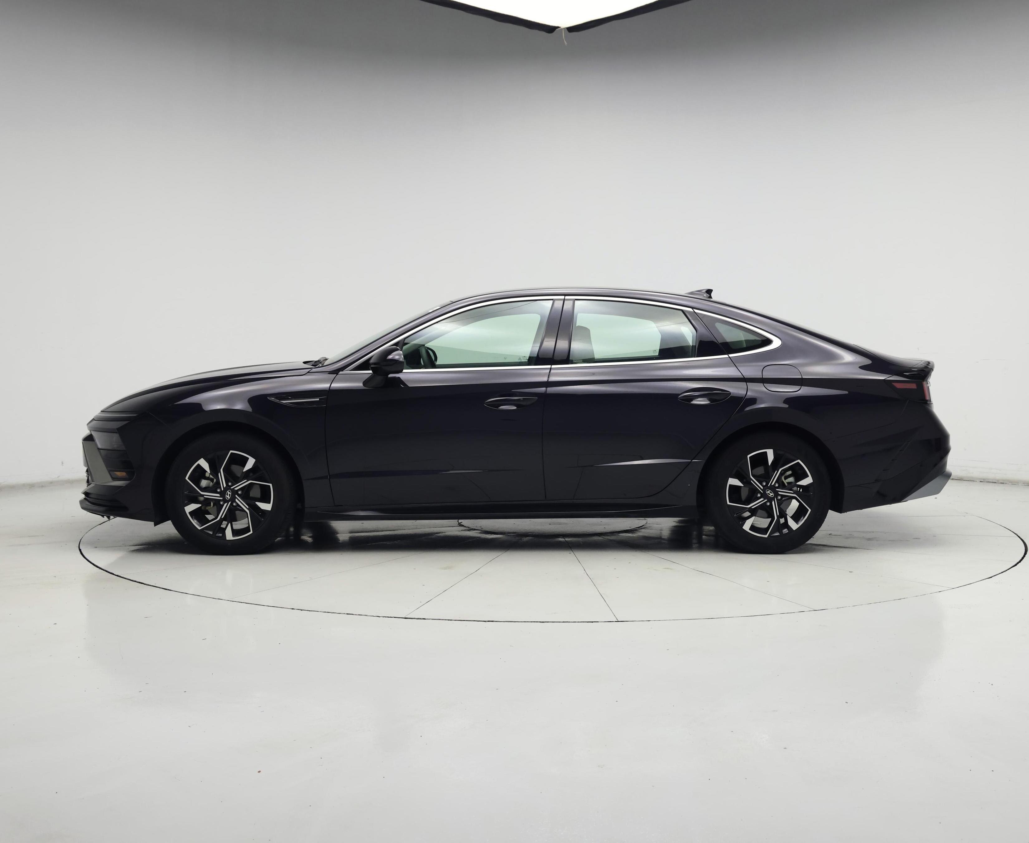 Thumbnail: 2025 Hyundai Sonata - 3