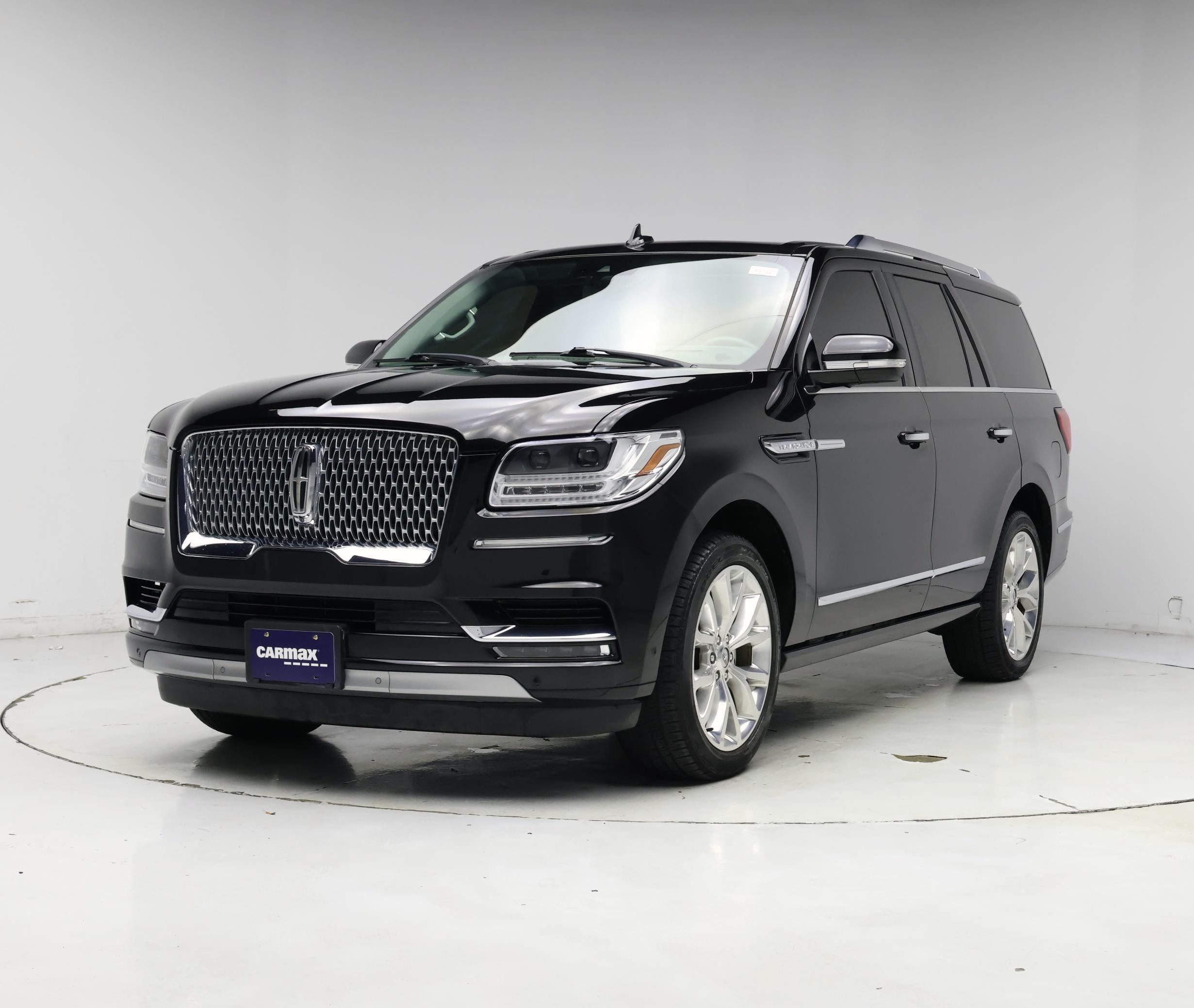 Thumbnail: 2019 Lincoln Navigator - 4