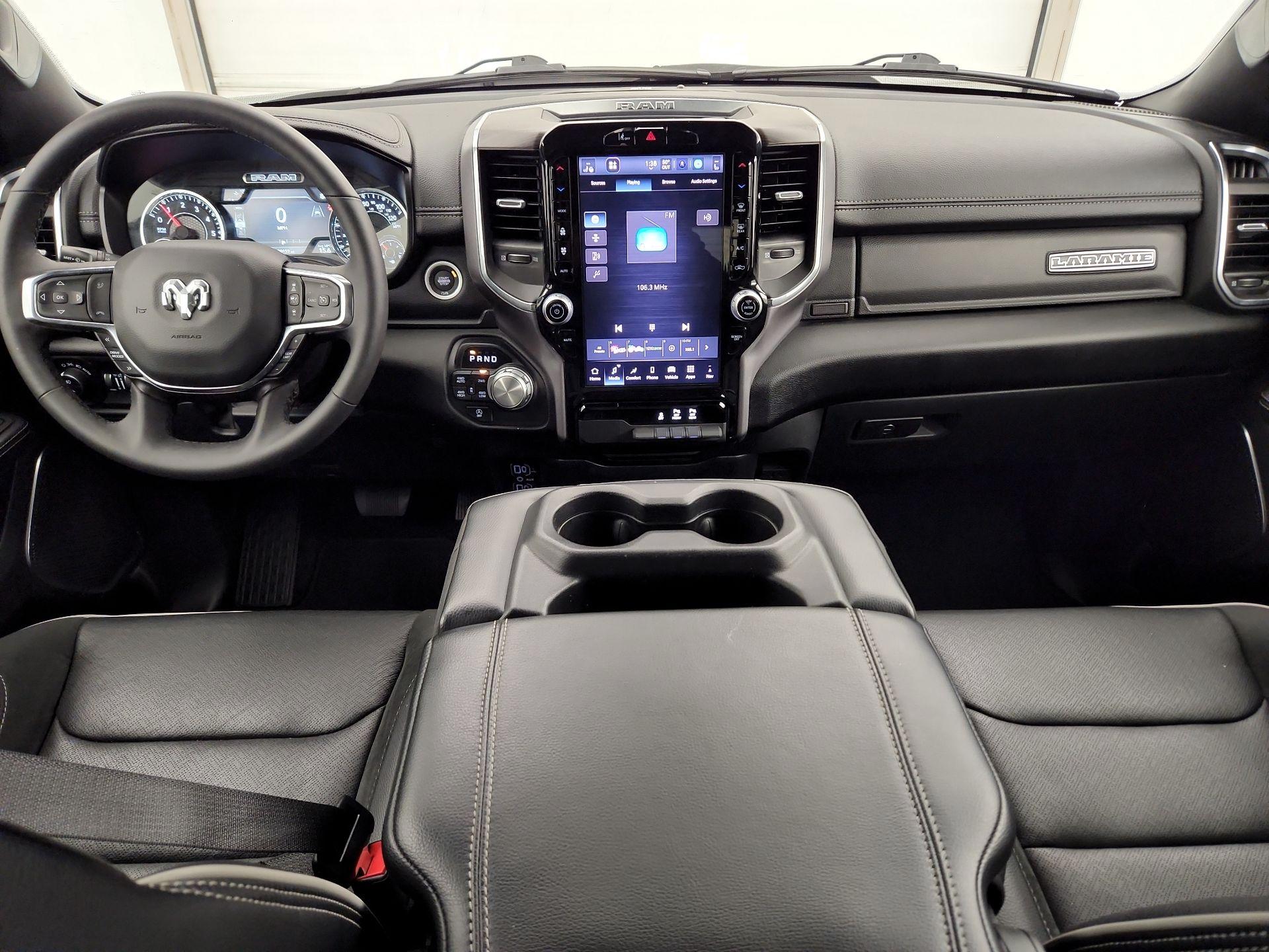 Thumbnail: 2025 RAM 1500 - 9