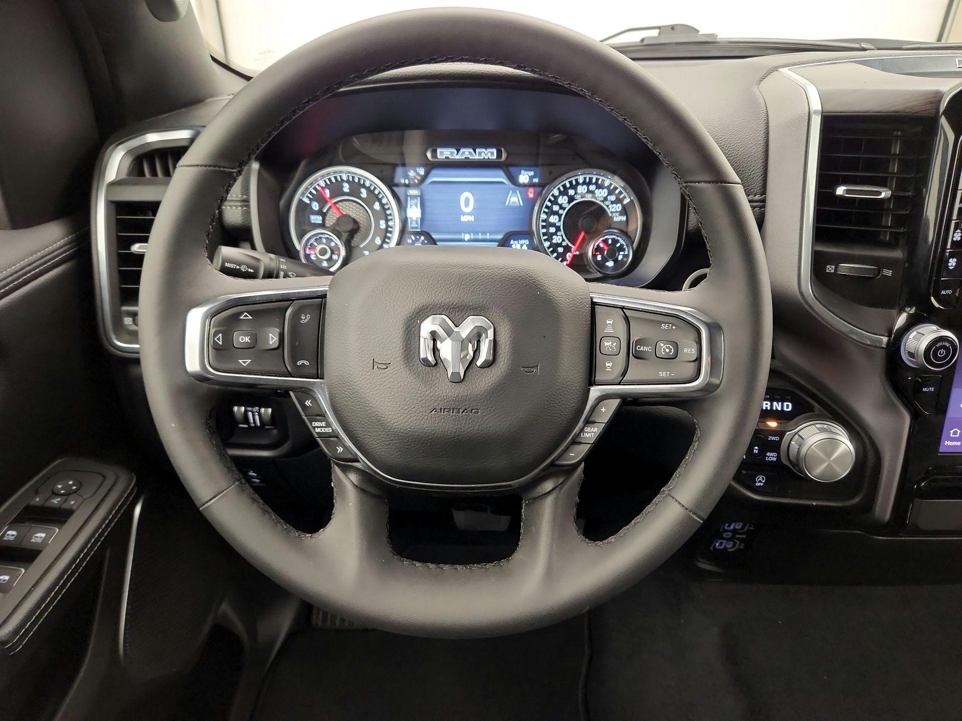 Thumbnail: 2025 RAM 1500 - 10