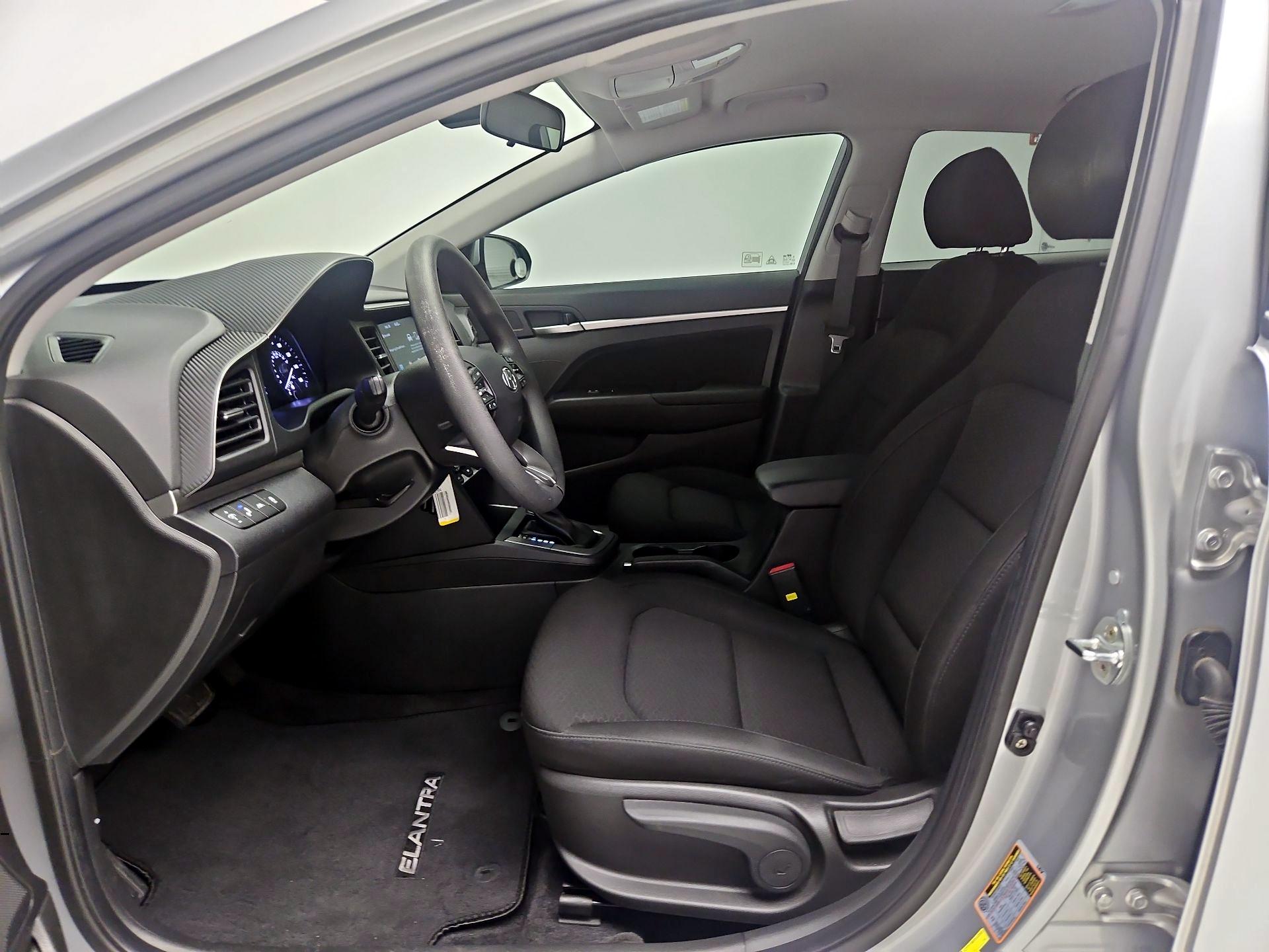 Thumbnail: 2020 Hyundai Elantra - 11