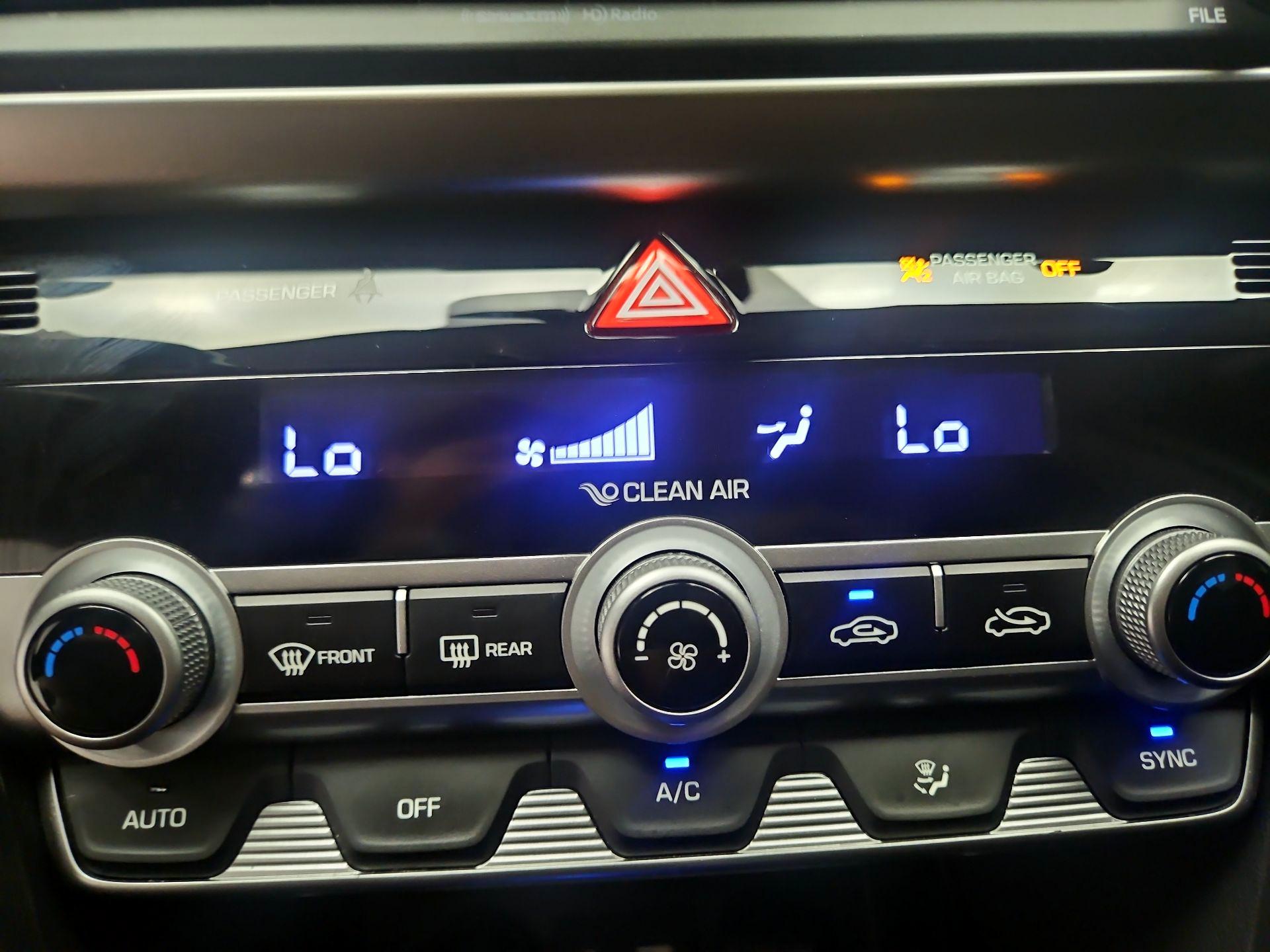 Thumbnail: 2020 Hyundai Elantra - 15