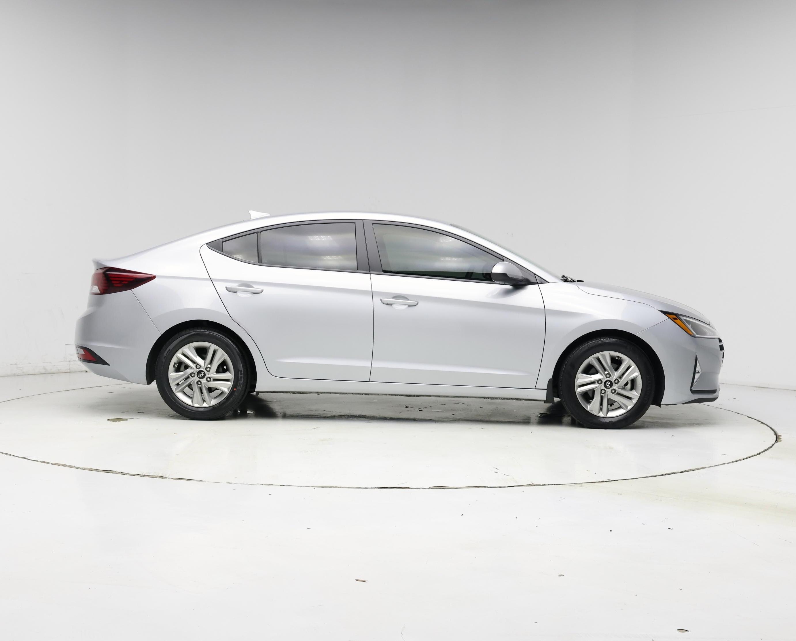 Thumbnail: 2020 Hyundai Elantra - 7