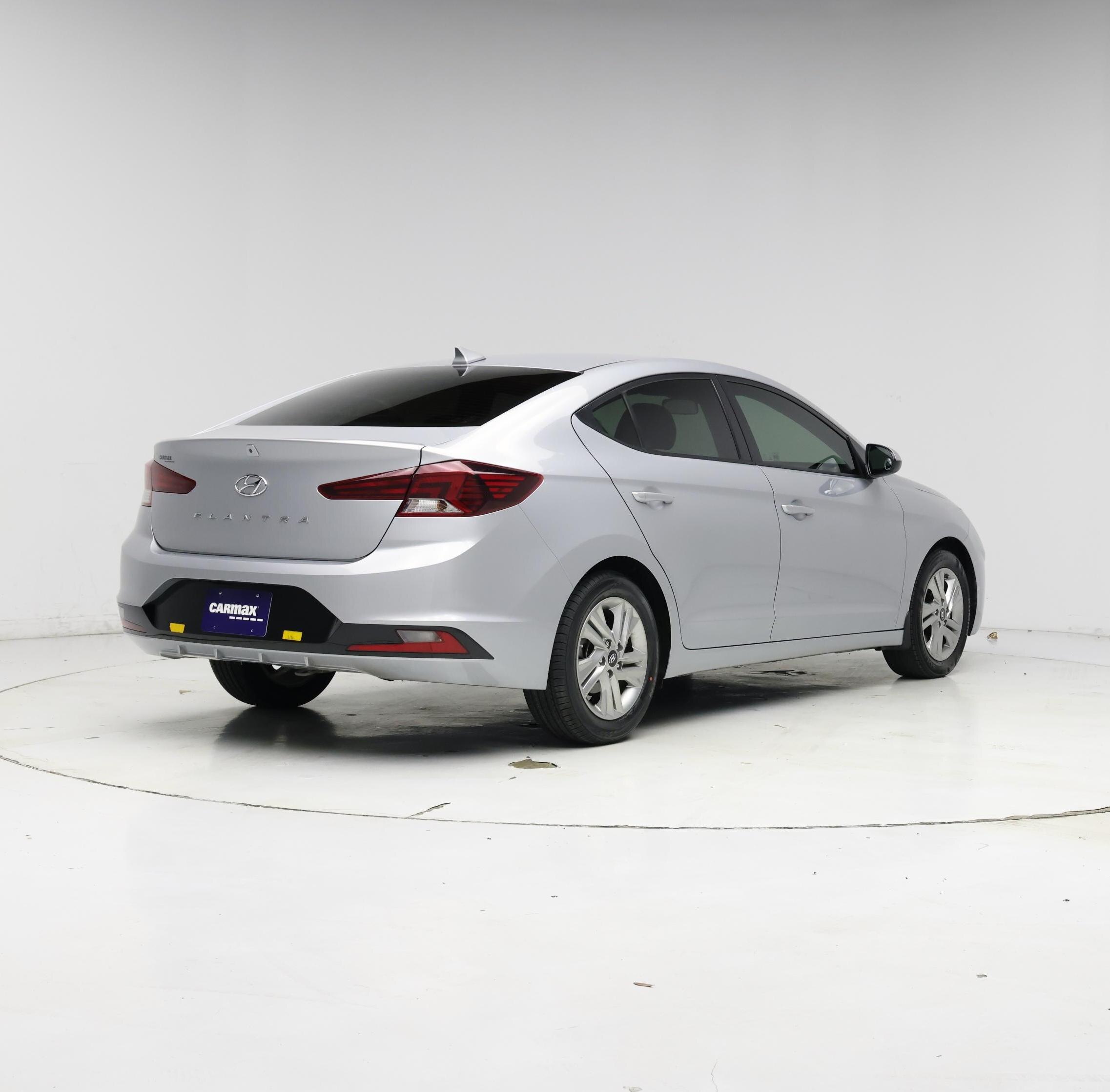 Thumbnail: 2020 Hyundai Elantra - 8