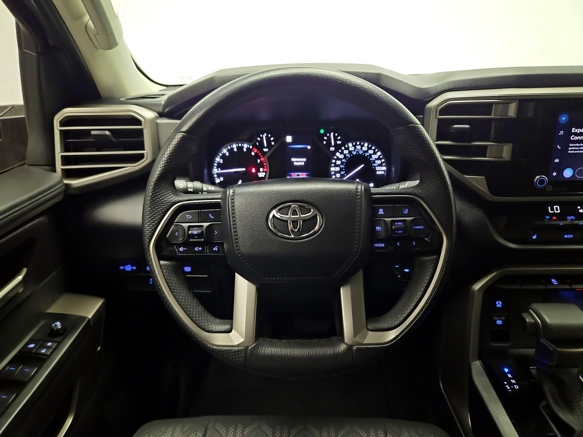 Thumbnail: 2024 Toyota Tundra - 10