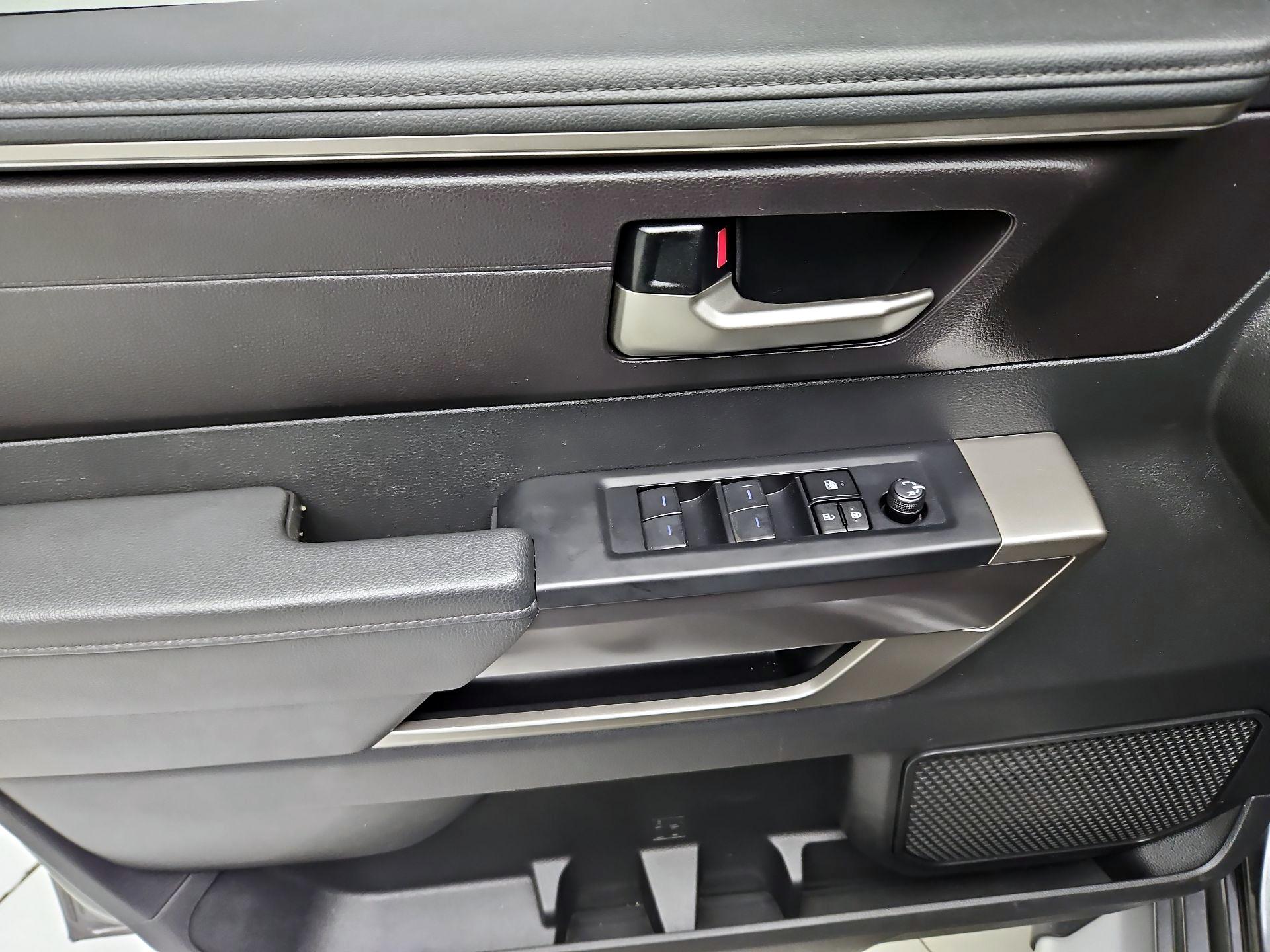 Thumbnail: 2024 Toyota Tundra - 12