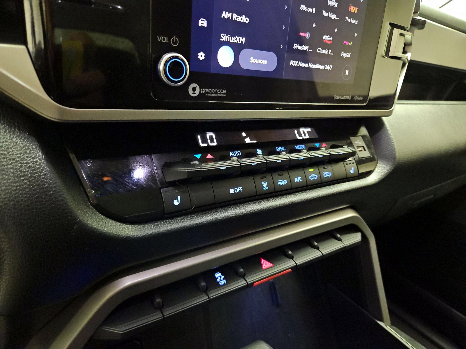 Thumbnail: 2024 Toyota Tundra - 16